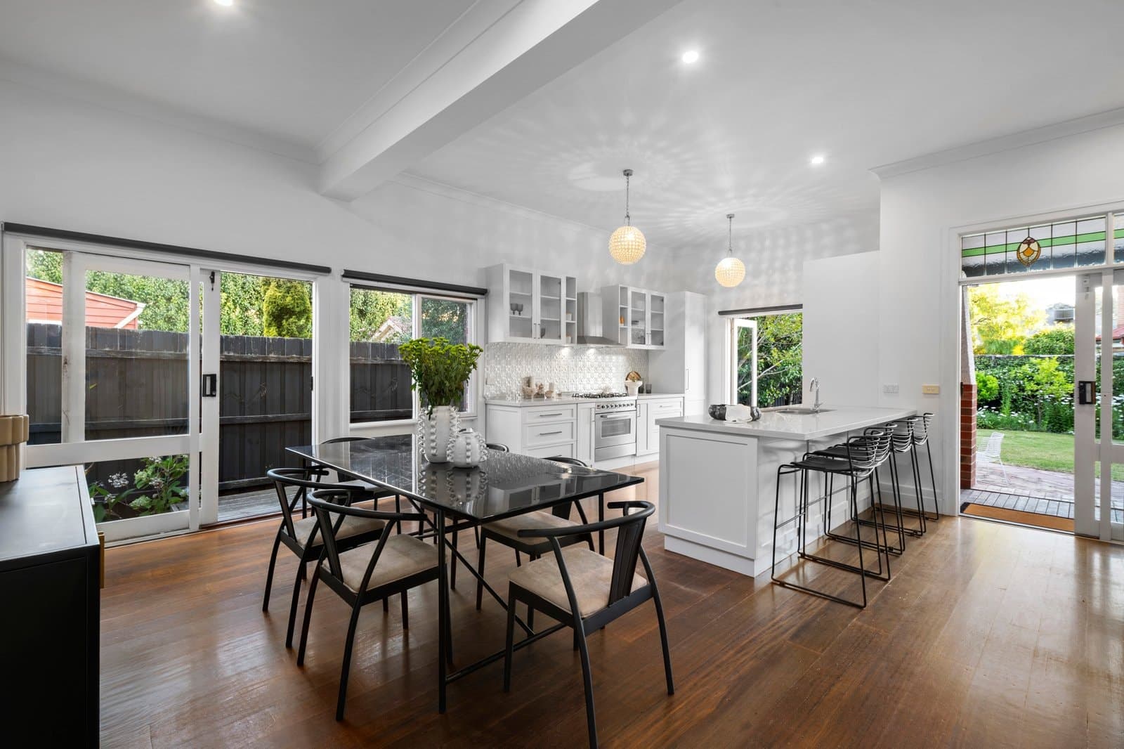 14 Cowper Street, Brighton - Thumbnail 4