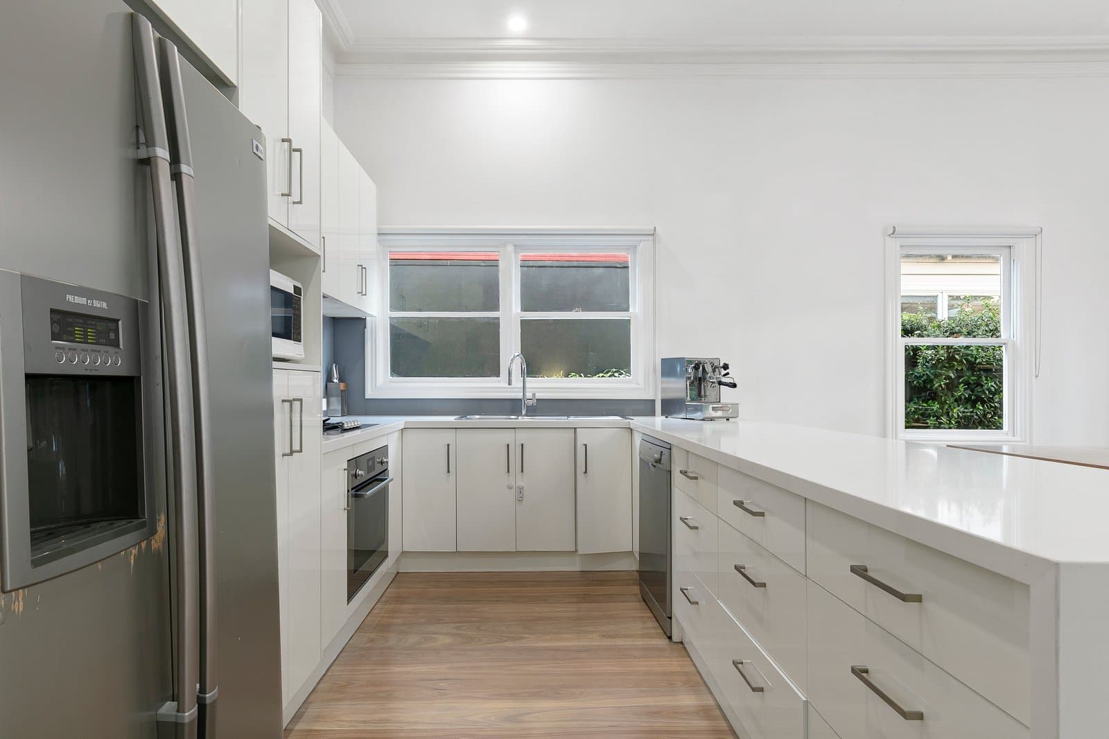 11 Leamington Crescent, Caulfield East - Thumbnail 4