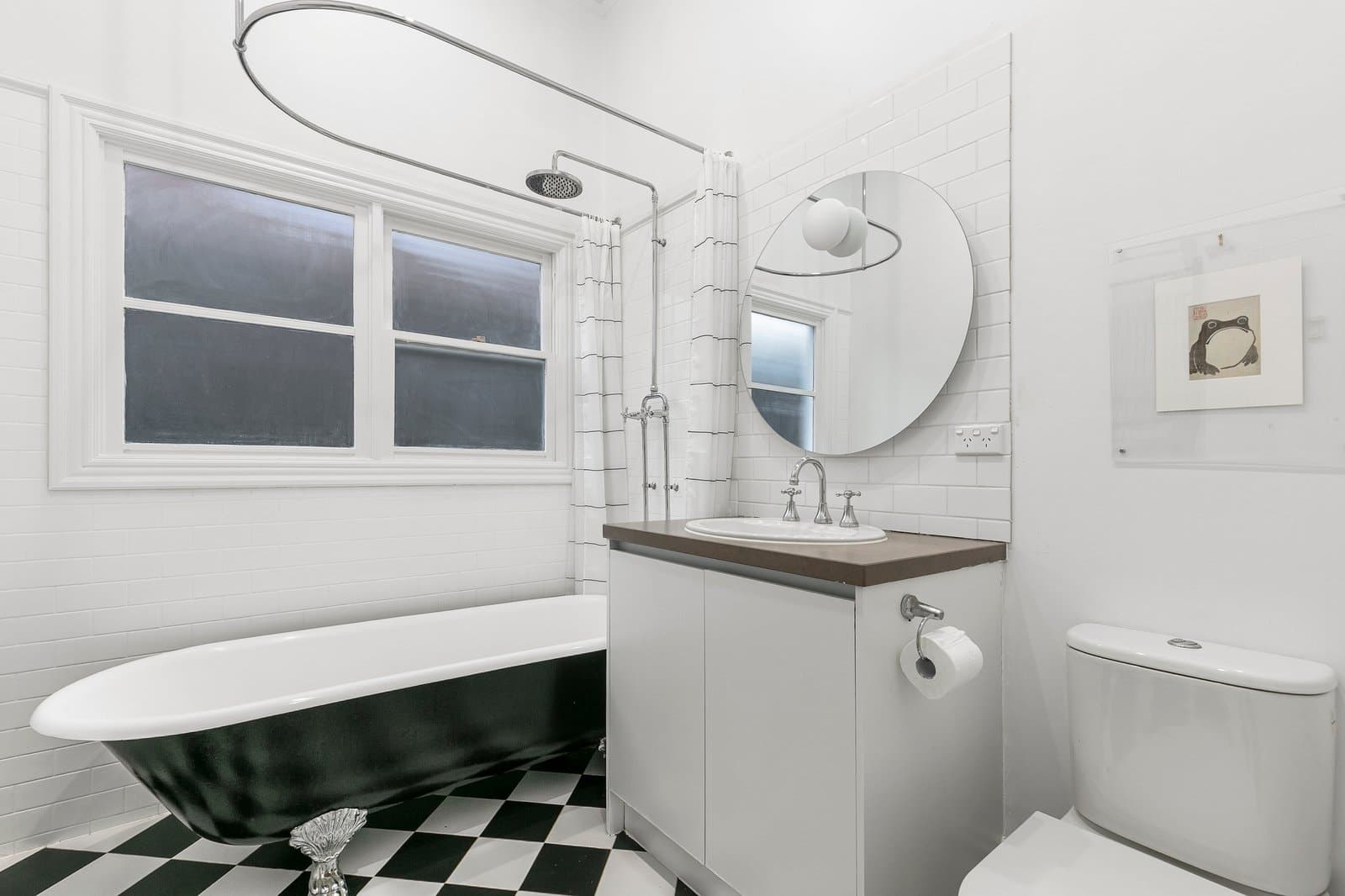 11 Leamington Crescent, Caulfield East - Thumbnail 8