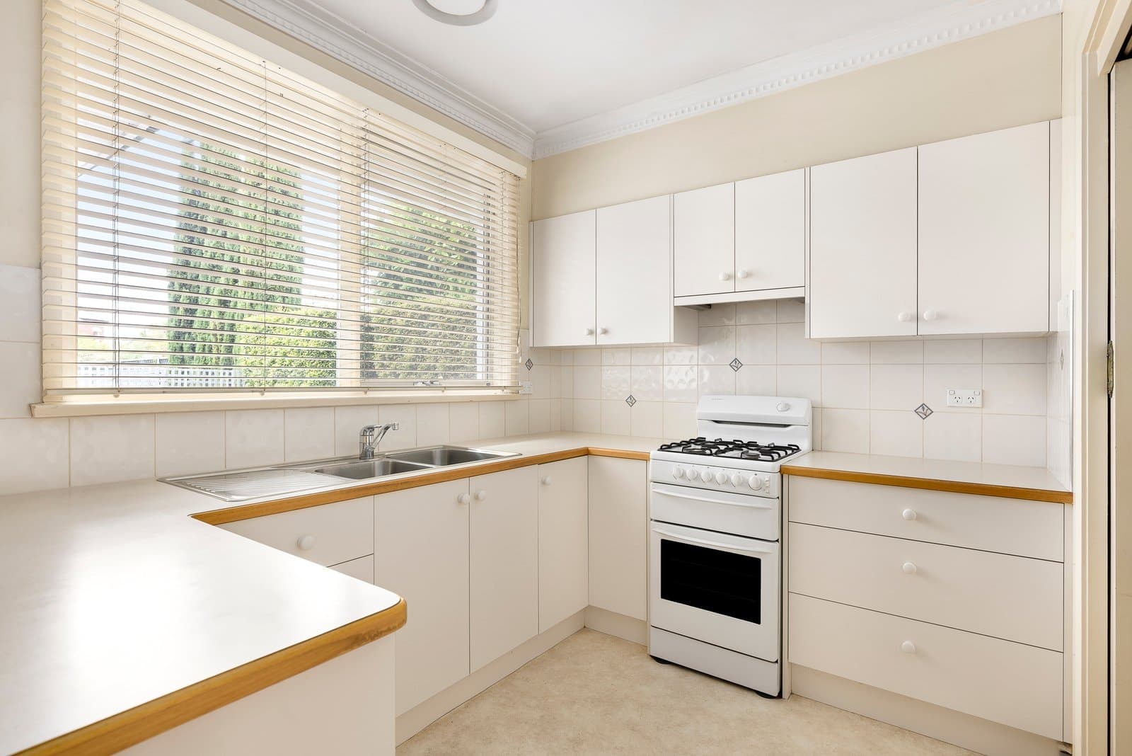 7/910 Glenferrie Road, Kew - Thumbnail 4