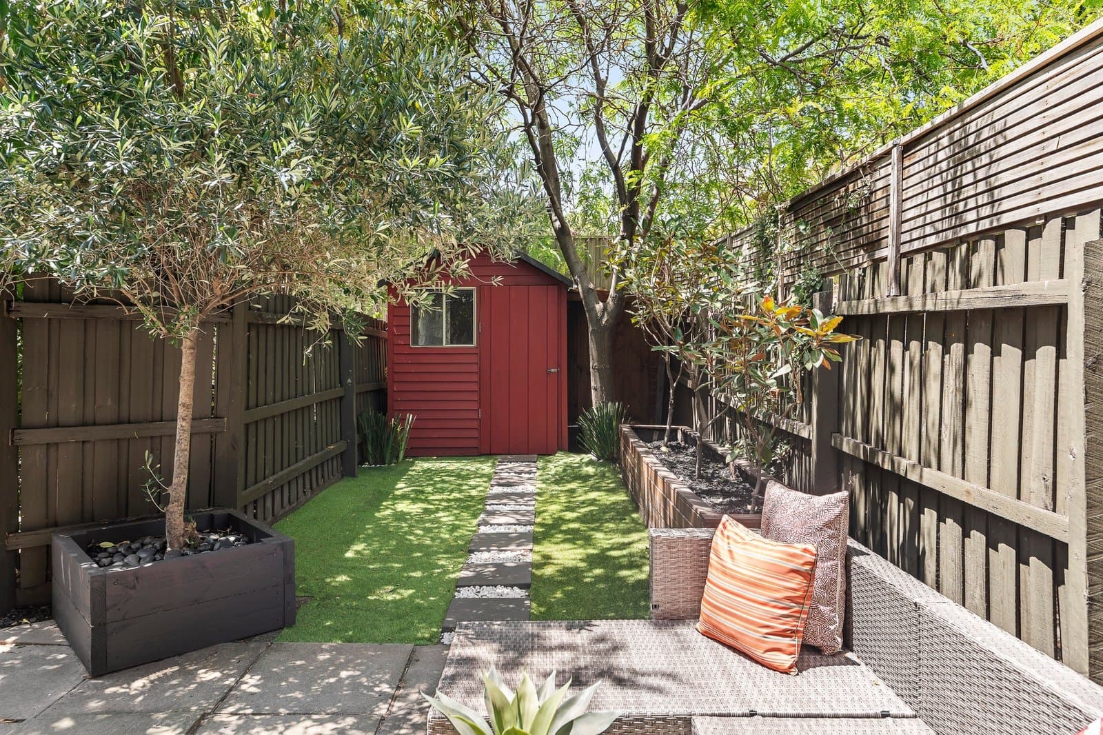 9/150 Barkers Road, Hawthorn - Thumbnail 2