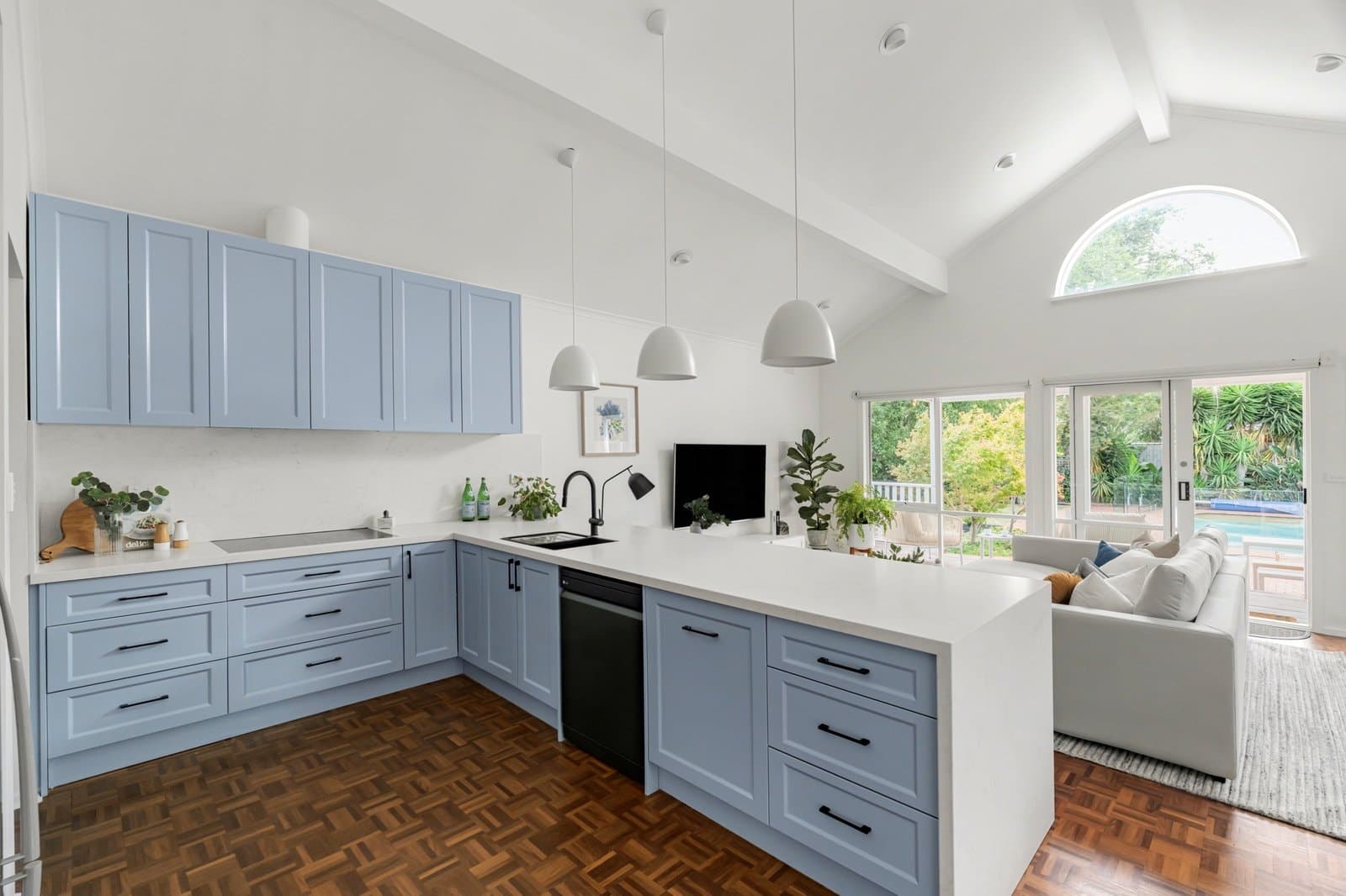 50 Durham Road, Surrey Hills - Thumbnail 3