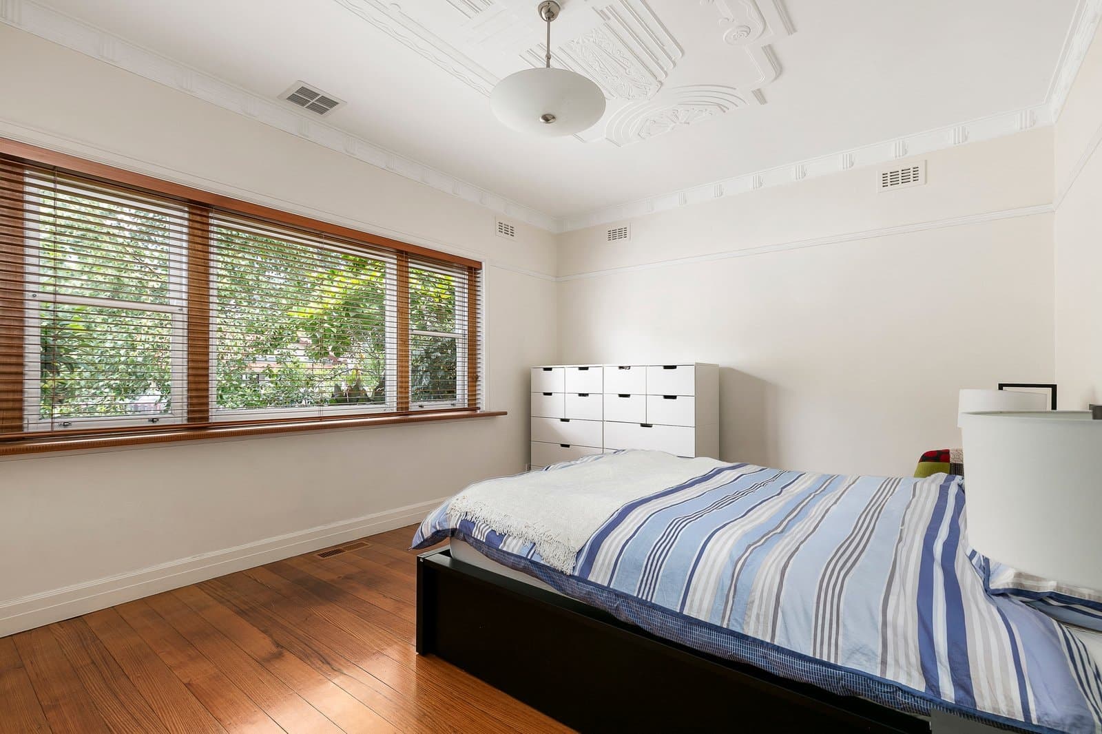 2 Catherine Street, Box Hill - Thumbnail 7