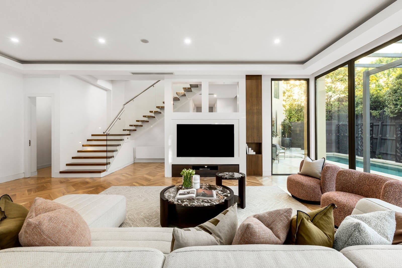 14 Norford Grove, Kooyong - Thumbnail 2