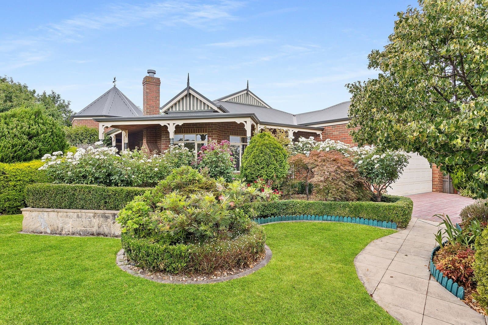 21 Kathleen Crescent, Mornington - Image 1