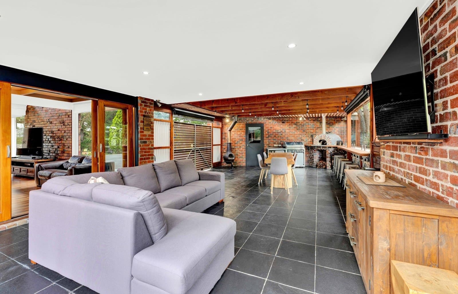 6-8 McEwan Road, Park Orchards - Thumbnail 7
