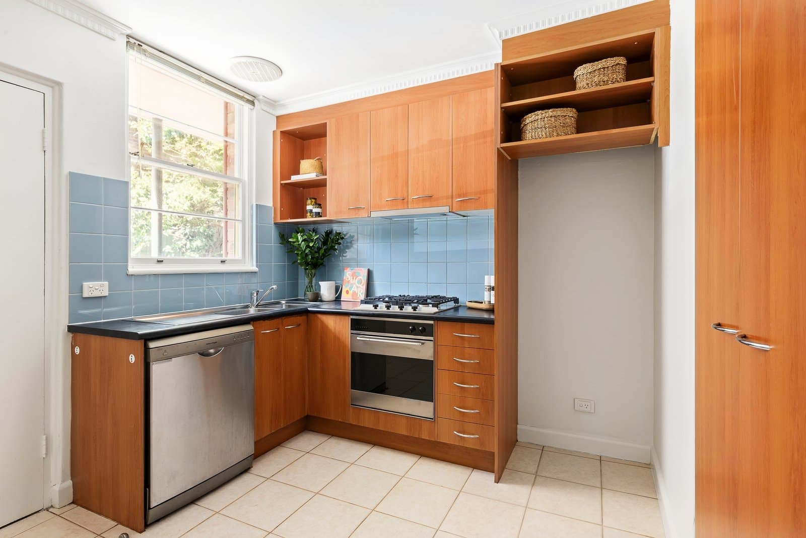 1/119 Victoria Road, Hawthorn East - Thumbnail 4