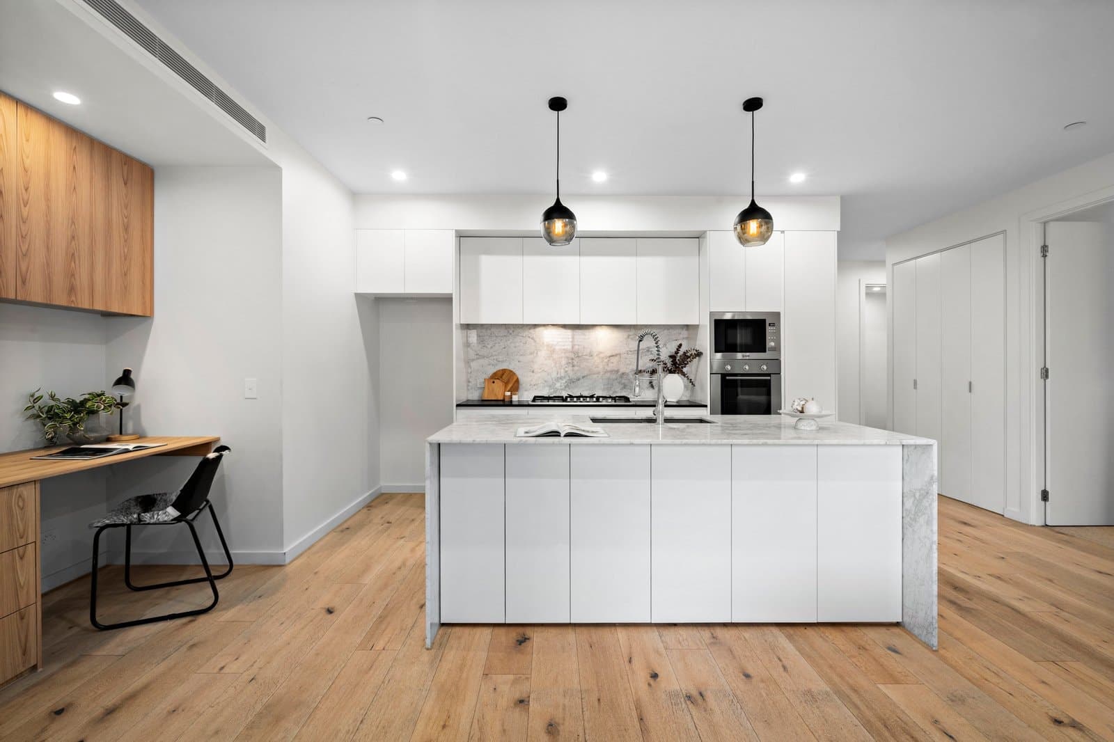 104/4 Littlewood Street, Hampton - Thumbnail 8
