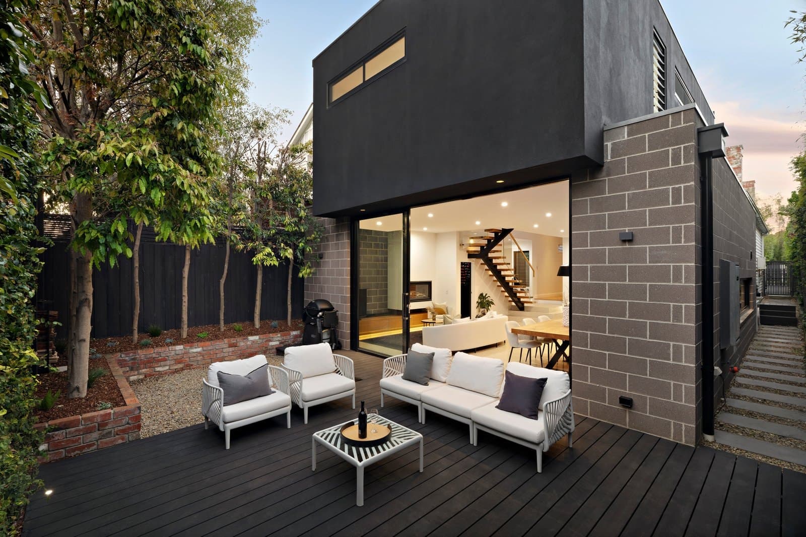 20 Hartington Street, Elsternwick - Thumbnail 2