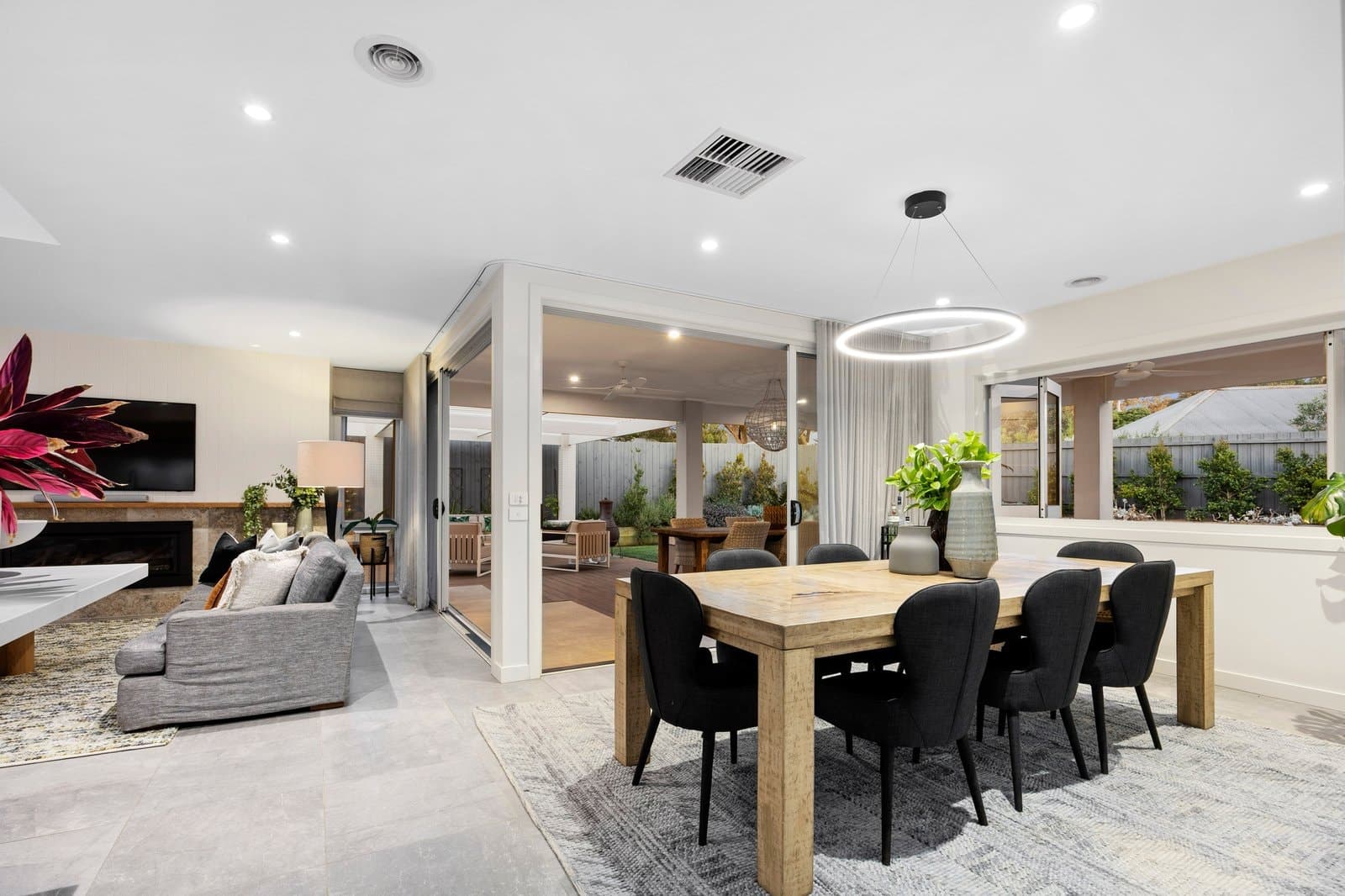 24 Yewers Avenue, Mount Eliza - Thumbnail 5