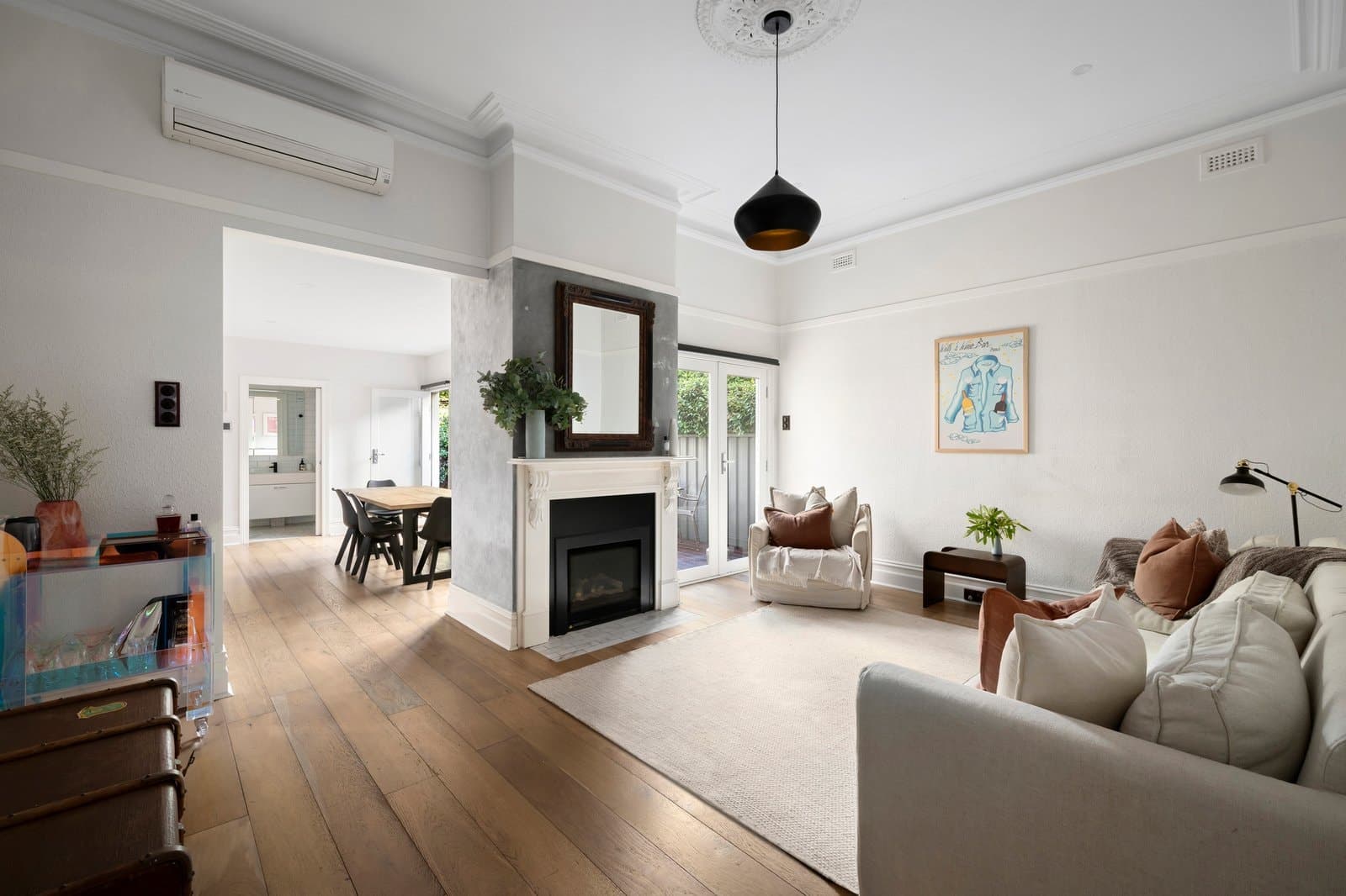 4 Esplanade Place, Port Melbourne - Thumbnail 2