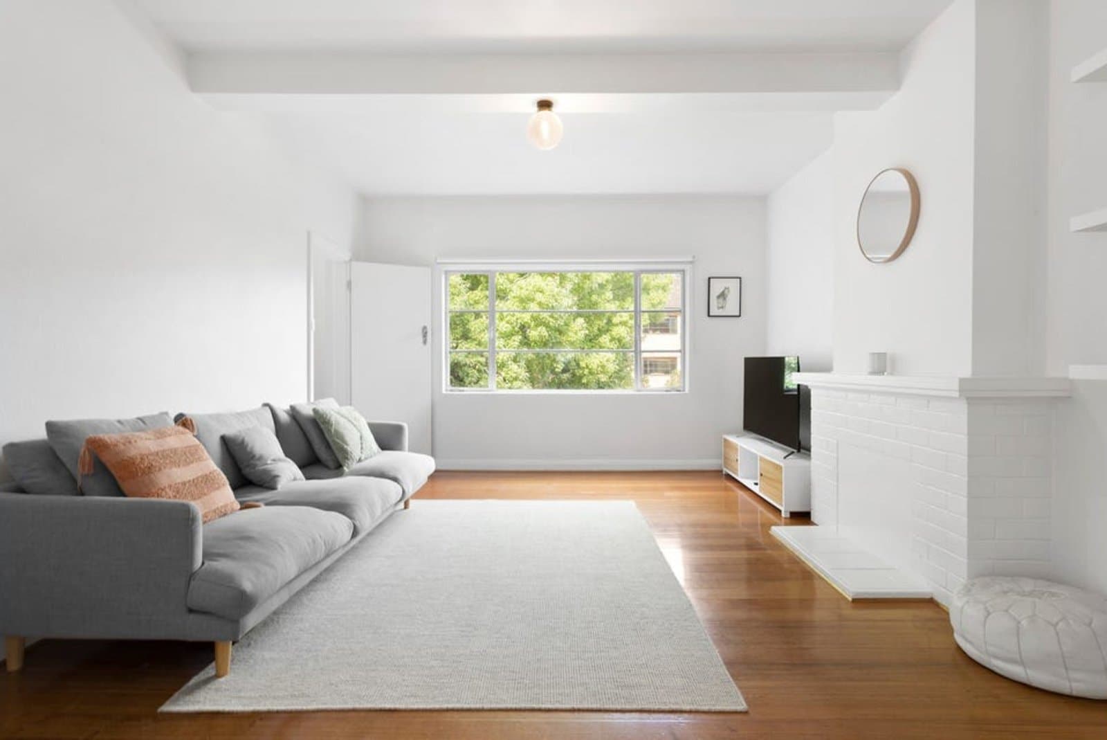 8/59 Queens Road, Melbourne - Thumbnail 2