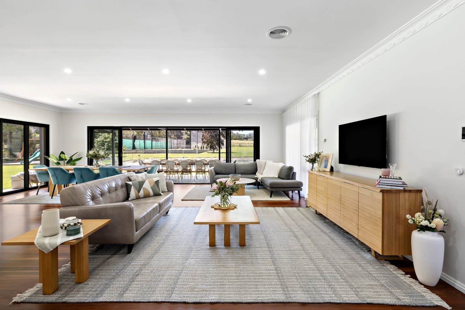 61 Highfield Drive, Langwarrin South - Thumbnail 2
