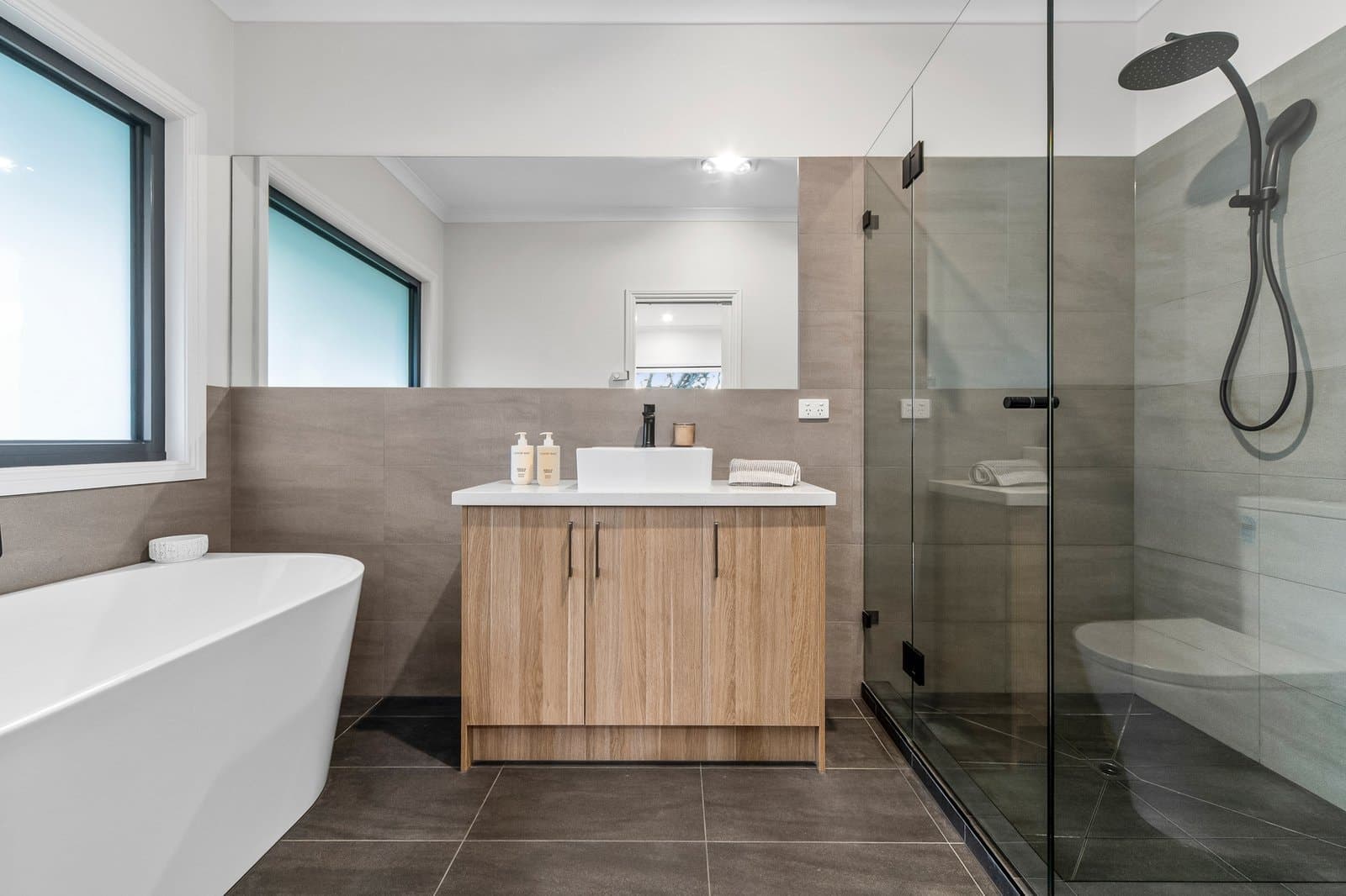 61 Highfield Drive, Langwarrin South - Thumbnail 8