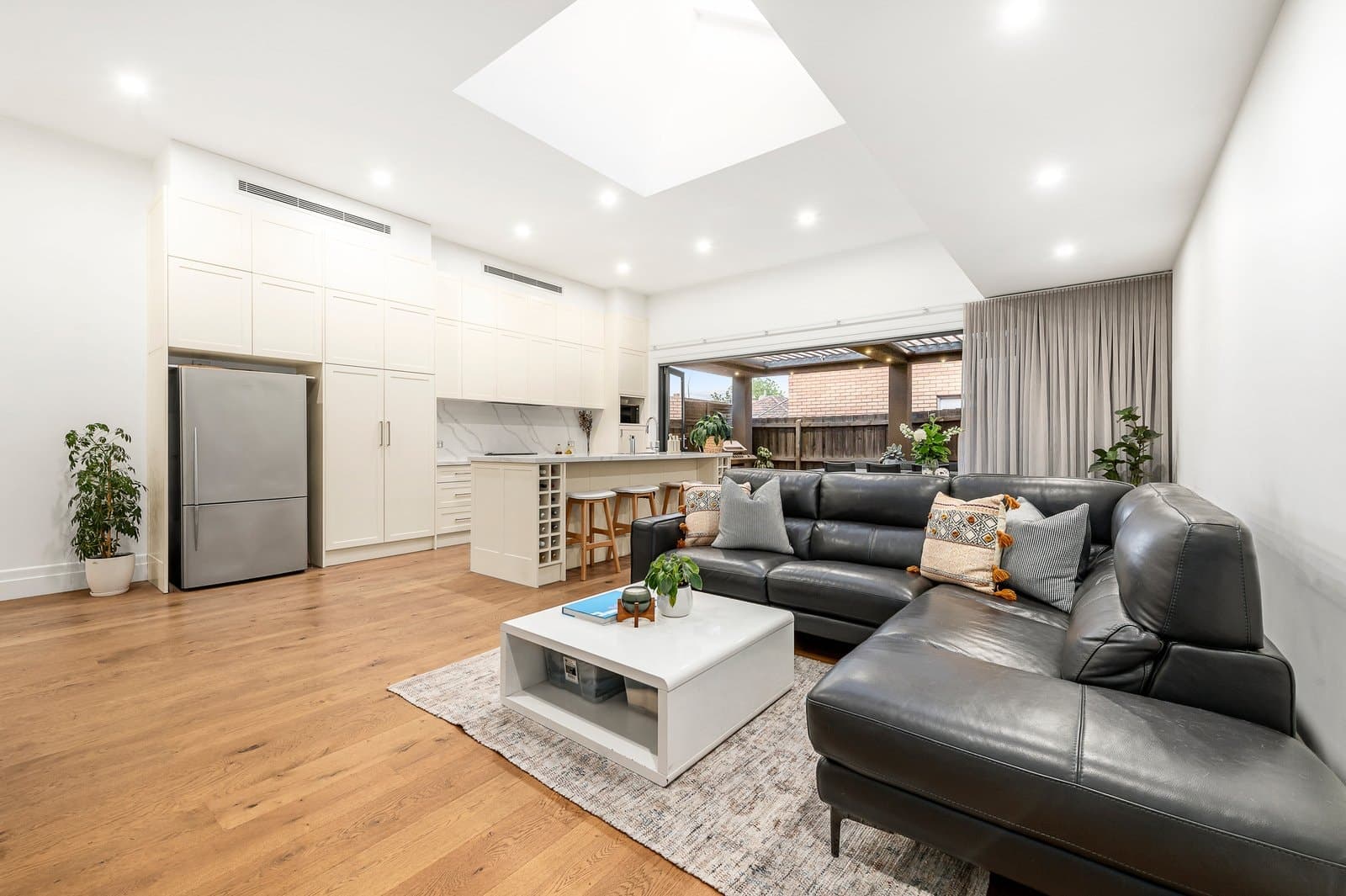 14 Willsmere Road, Kew - Thumbnail 4