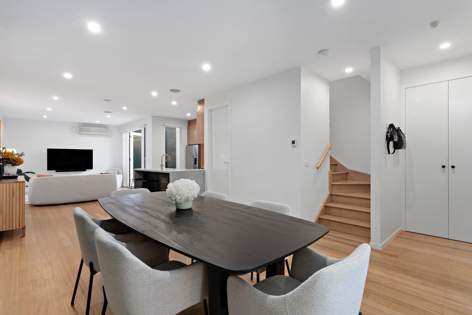 421 Nott Street, Port Melbourne - Thumbnail 2