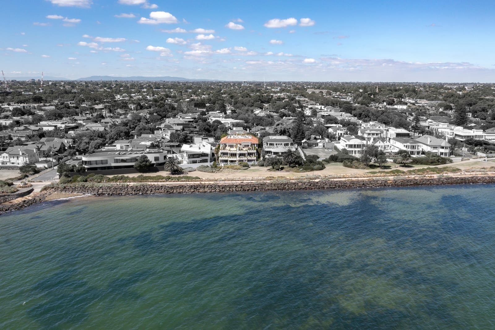 1/21 Birdwood Avenue, Brighton - Image 1