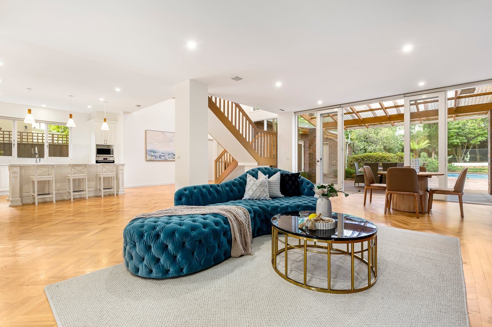 1 Harfleur Avenue, Beaumaris - Thumbnail 3