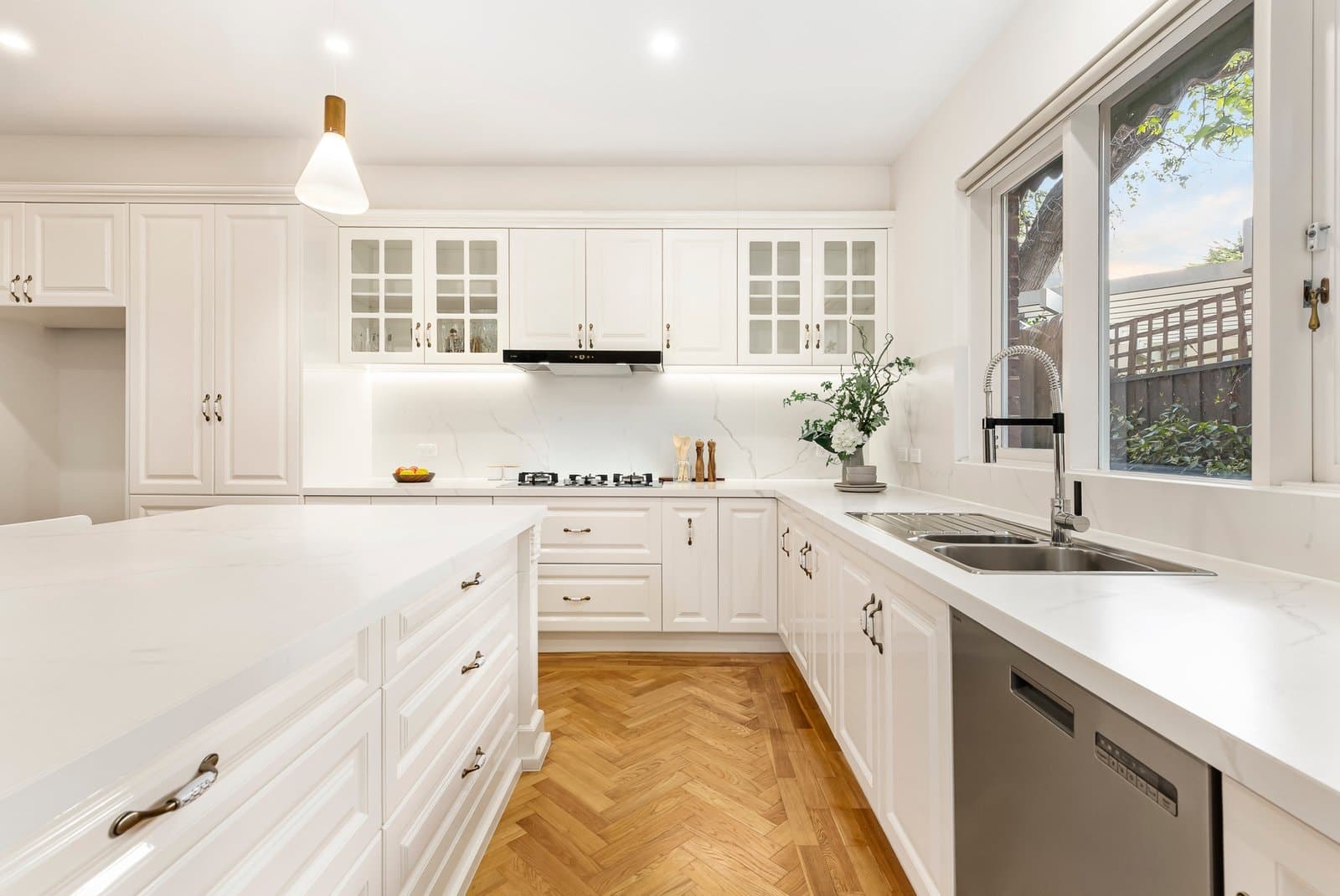 1 Harfleur Avenue, Beaumaris - Thumbnail 5