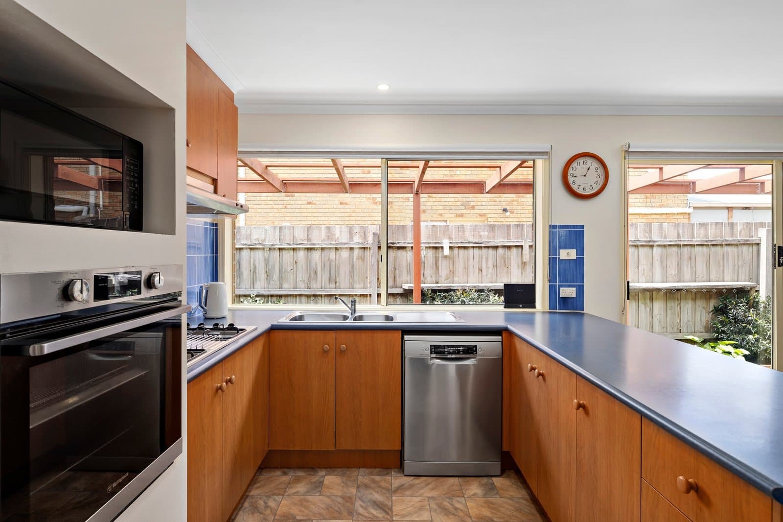 25 Noah Close, Mornington - Thumbnail 3
