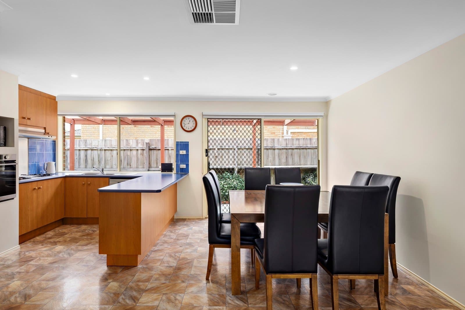25 Noah Close, Mornington - Thumbnail 4