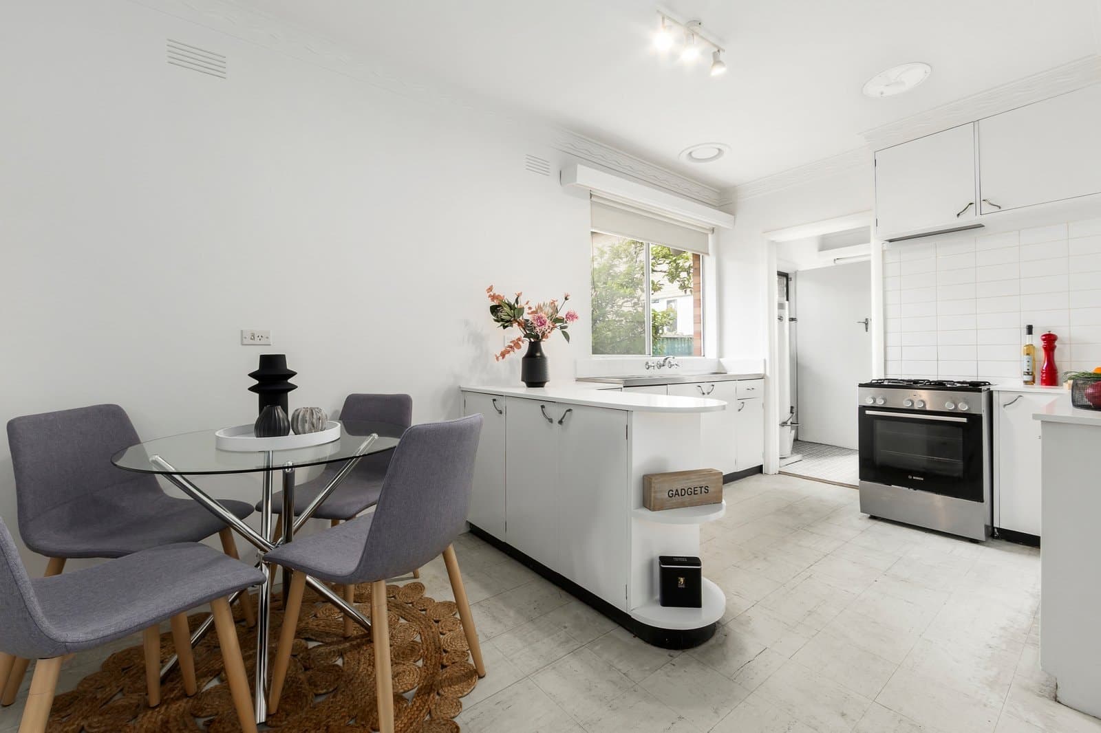 2/31 Weir Street, Balwyn - Thumbnail 4