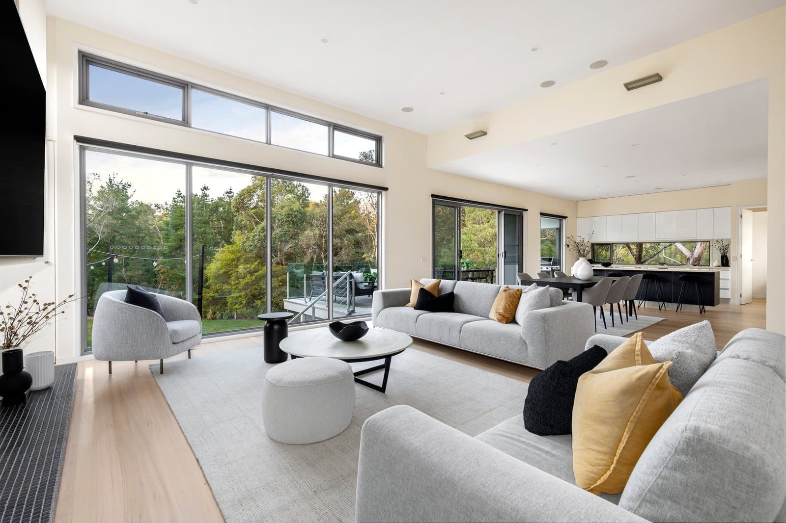 19 Murndal Drive, Donvale - Thumbnail 4