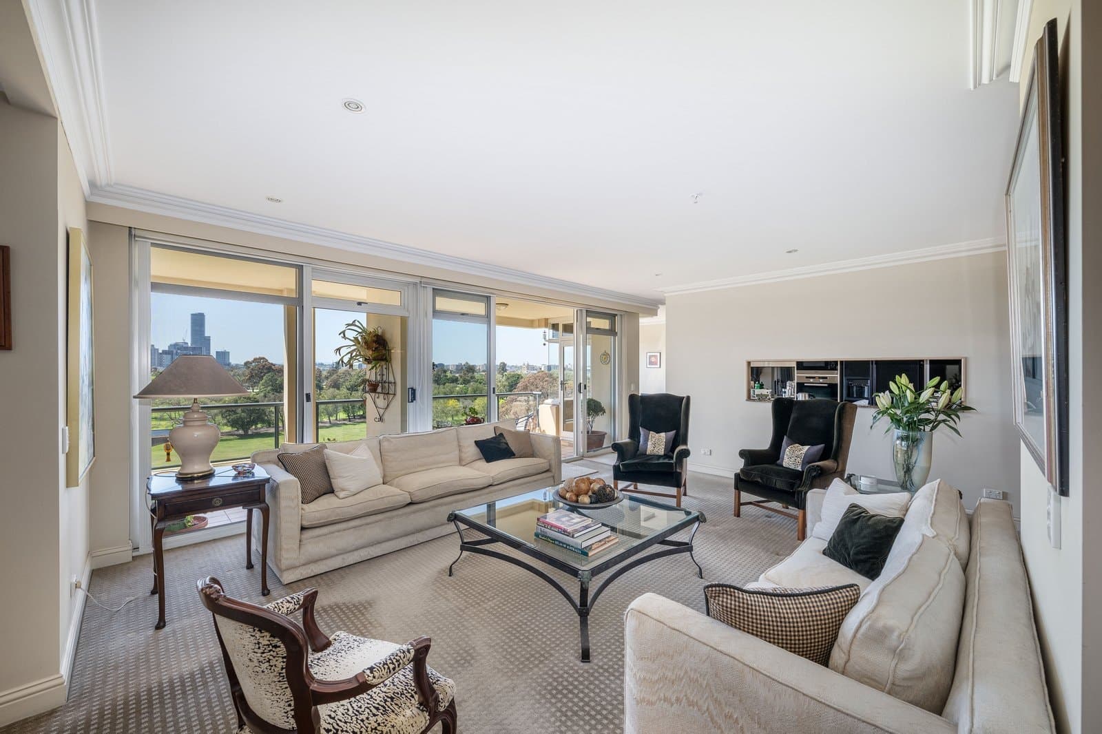 802/469 St Kilda Road, Melbourne - Thumbnail 2