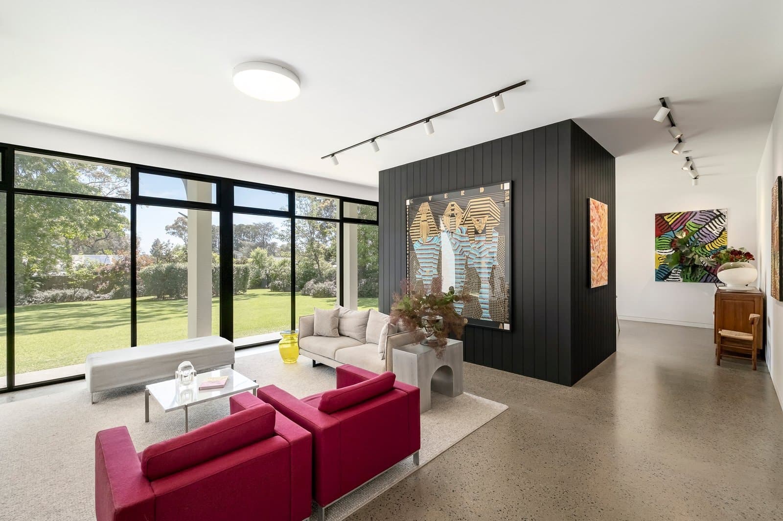 605-607 Park Road, Park Orchards - Thumbnail 3