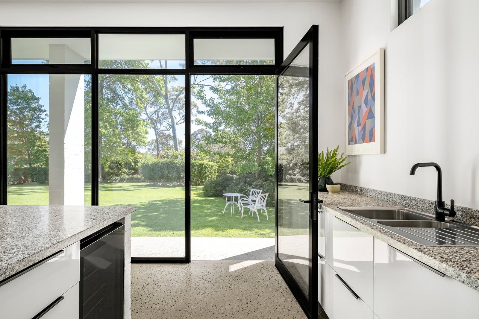 605-607 Park Road, Park Orchards - Thumbnail 6