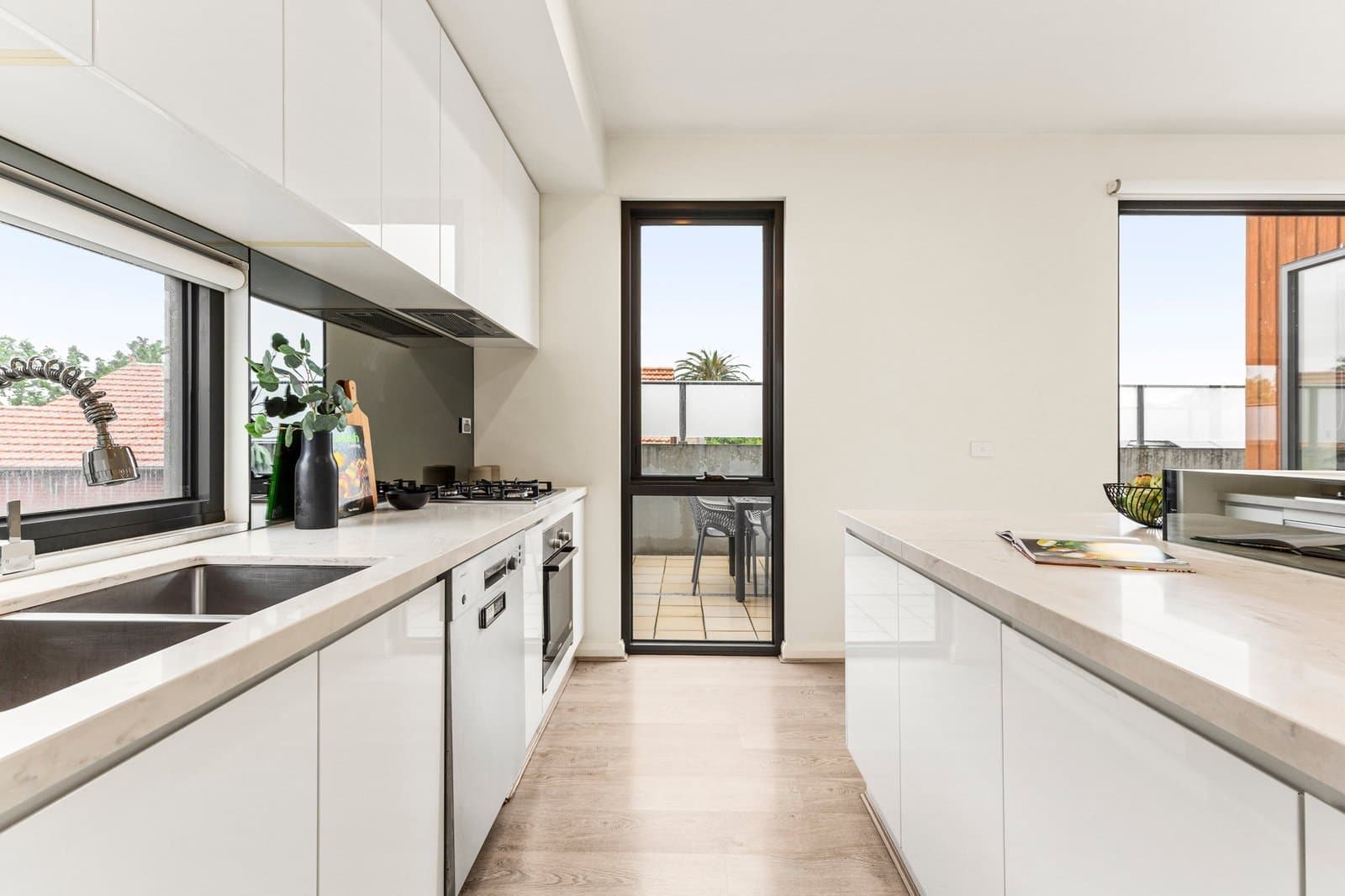 2/37 Darling Road, Malvern East - Thumbnail 3