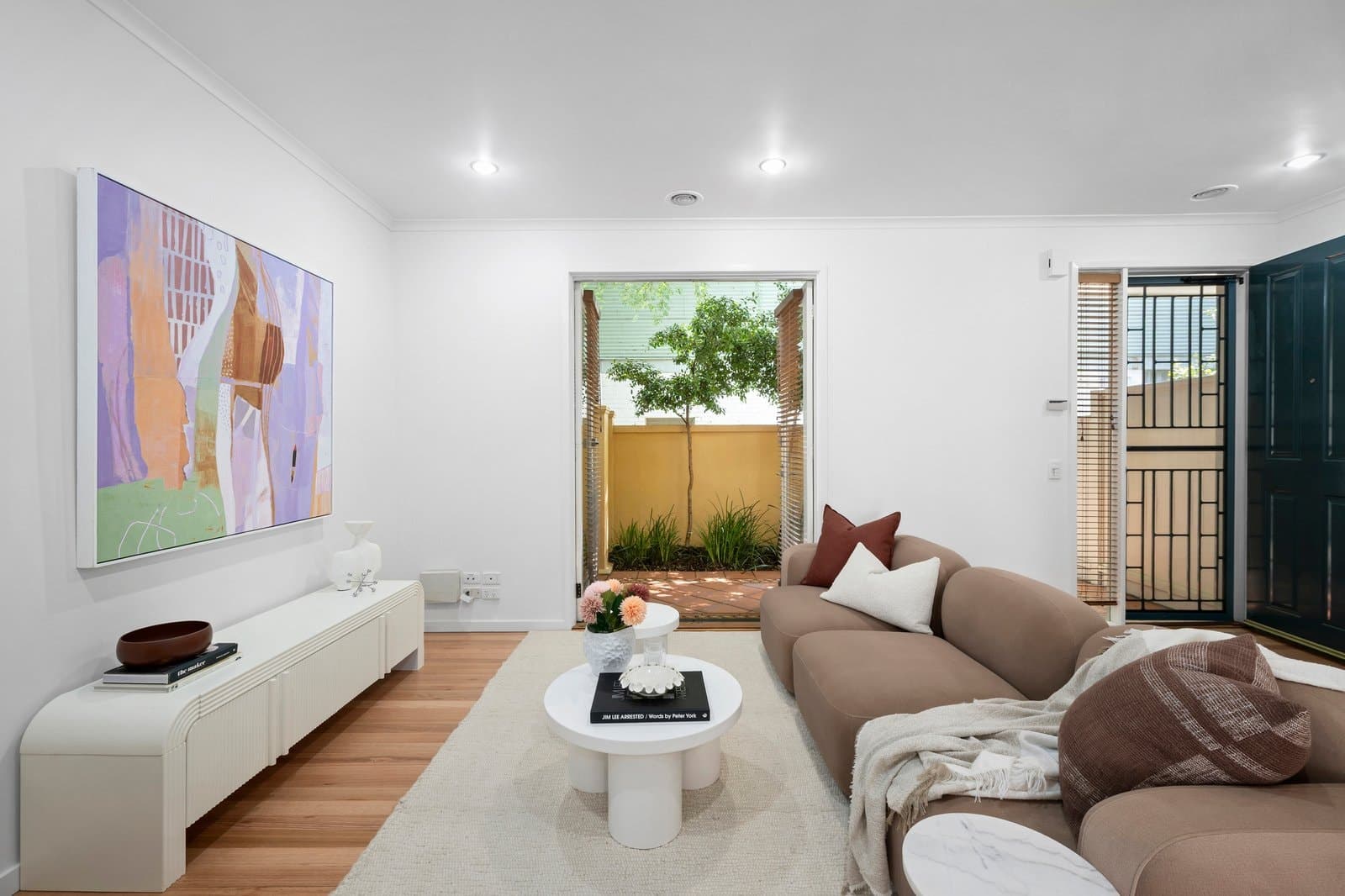 18 Portview Square, Port Melbourne - Thumbnail 2
