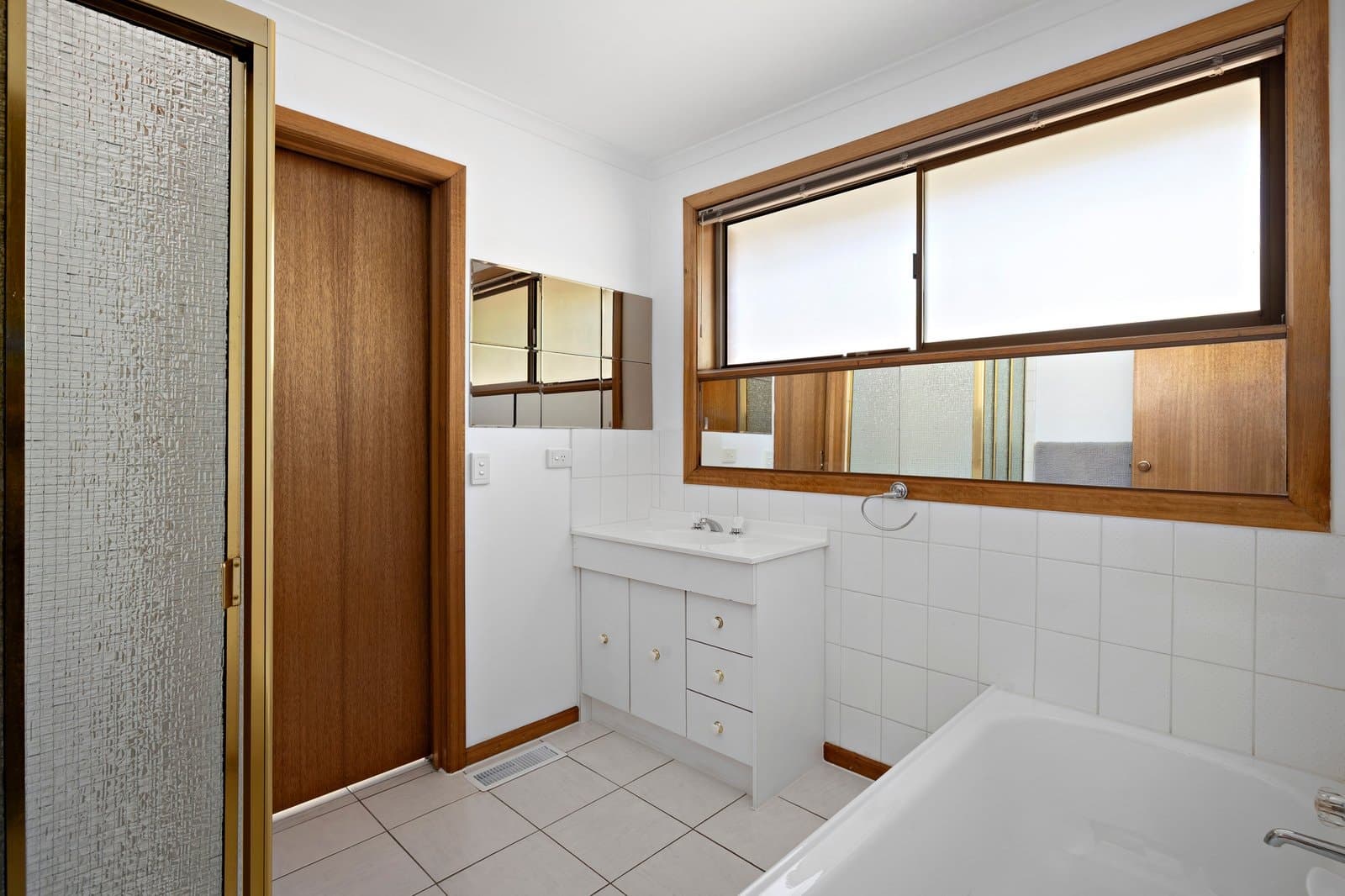 12 Rainier Avenue, Dromana - Thumbnail 8