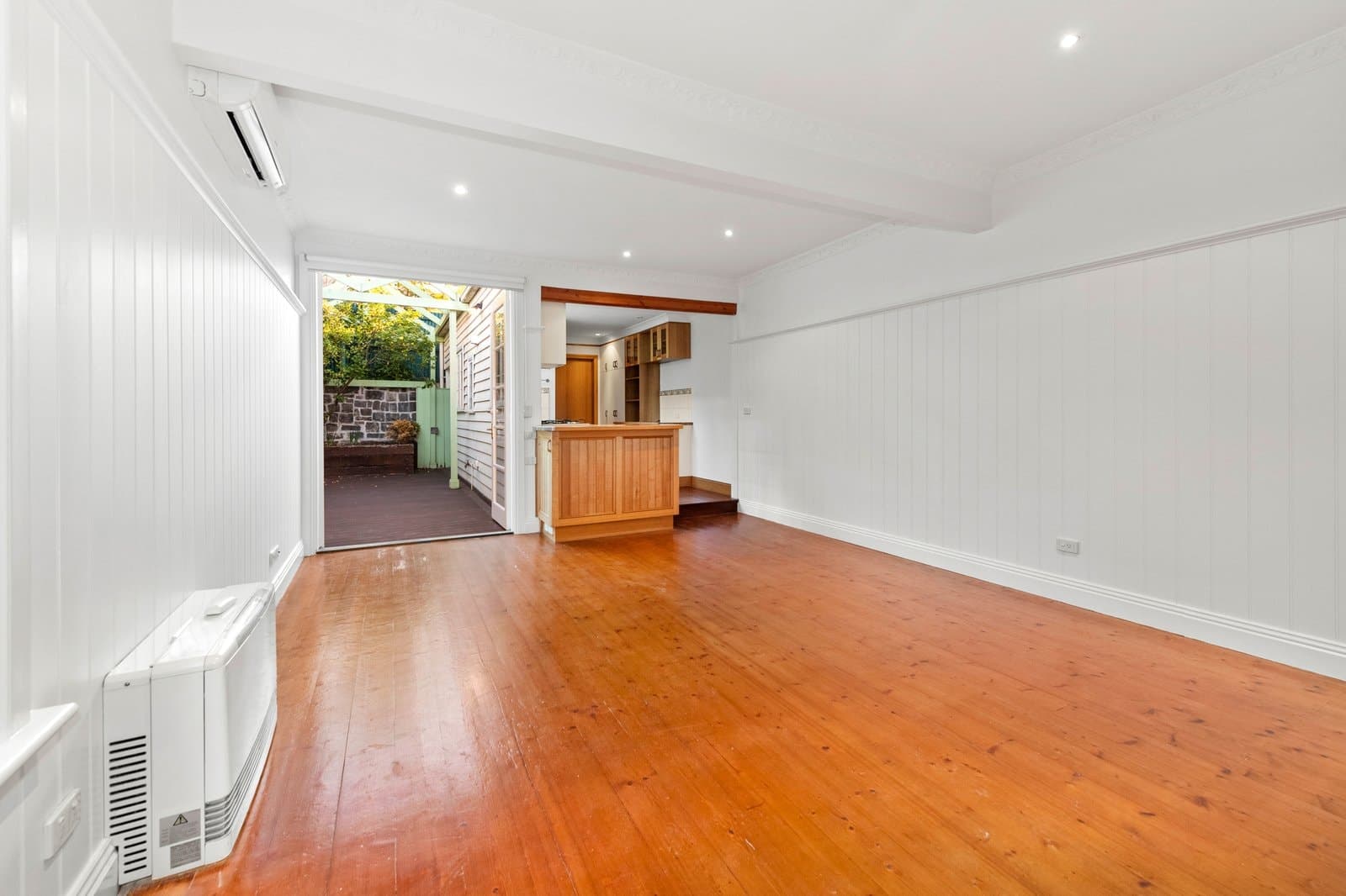 64 Aberdeen Road, Prahran - Thumbnail 4