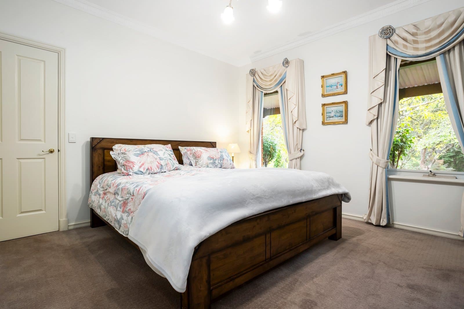 12 Raymond Elliot Court, Park Orchards - Thumbnail 7