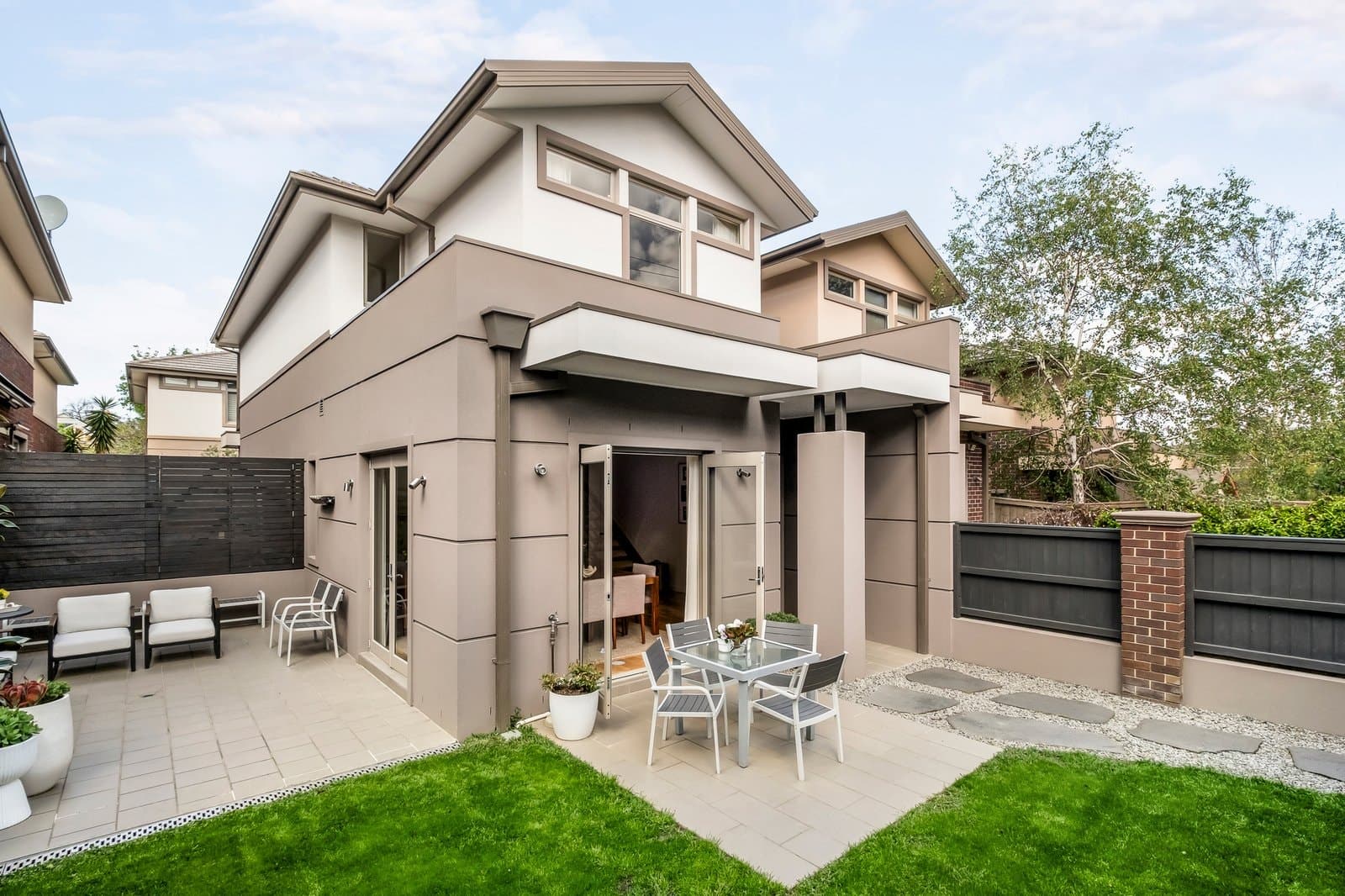 24a Wellington Street, Kew - Thumbnail 2