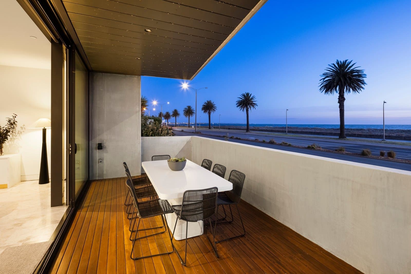 Residence 1 32 Beaconsfield Parade, Albert Park - Thumbnail 3