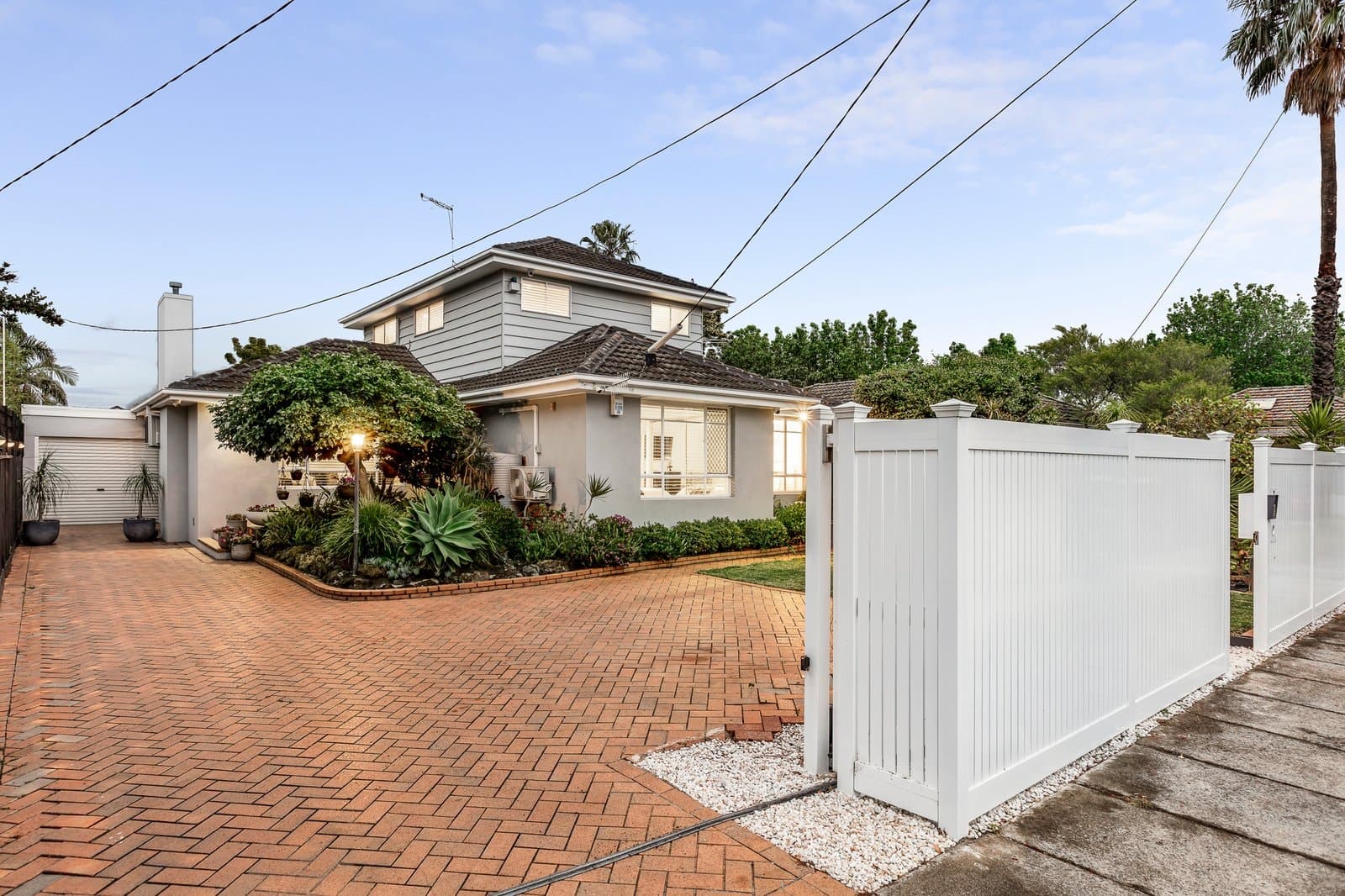 2 Eldon Court, Hampton East - Thumbnail 2