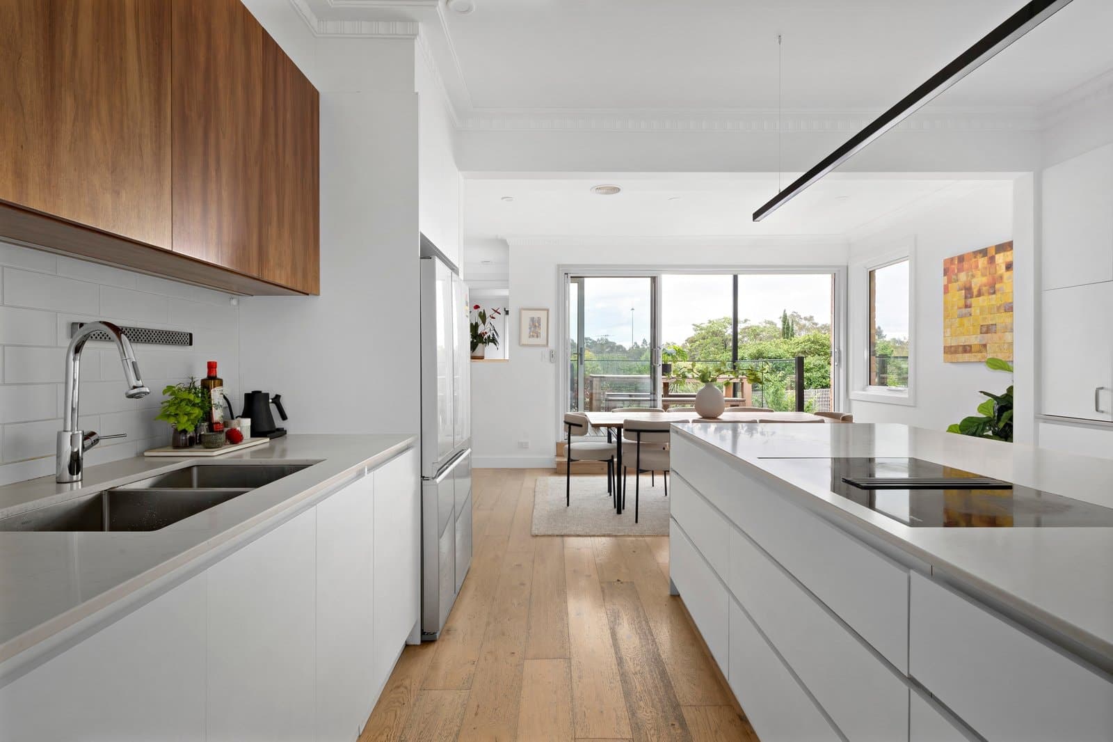 11 Baker Avenue, Kew East - Thumbnail 2