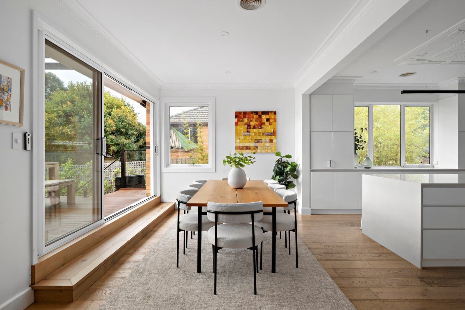 11 Baker Avenue, Kew East - Thumbnail 3