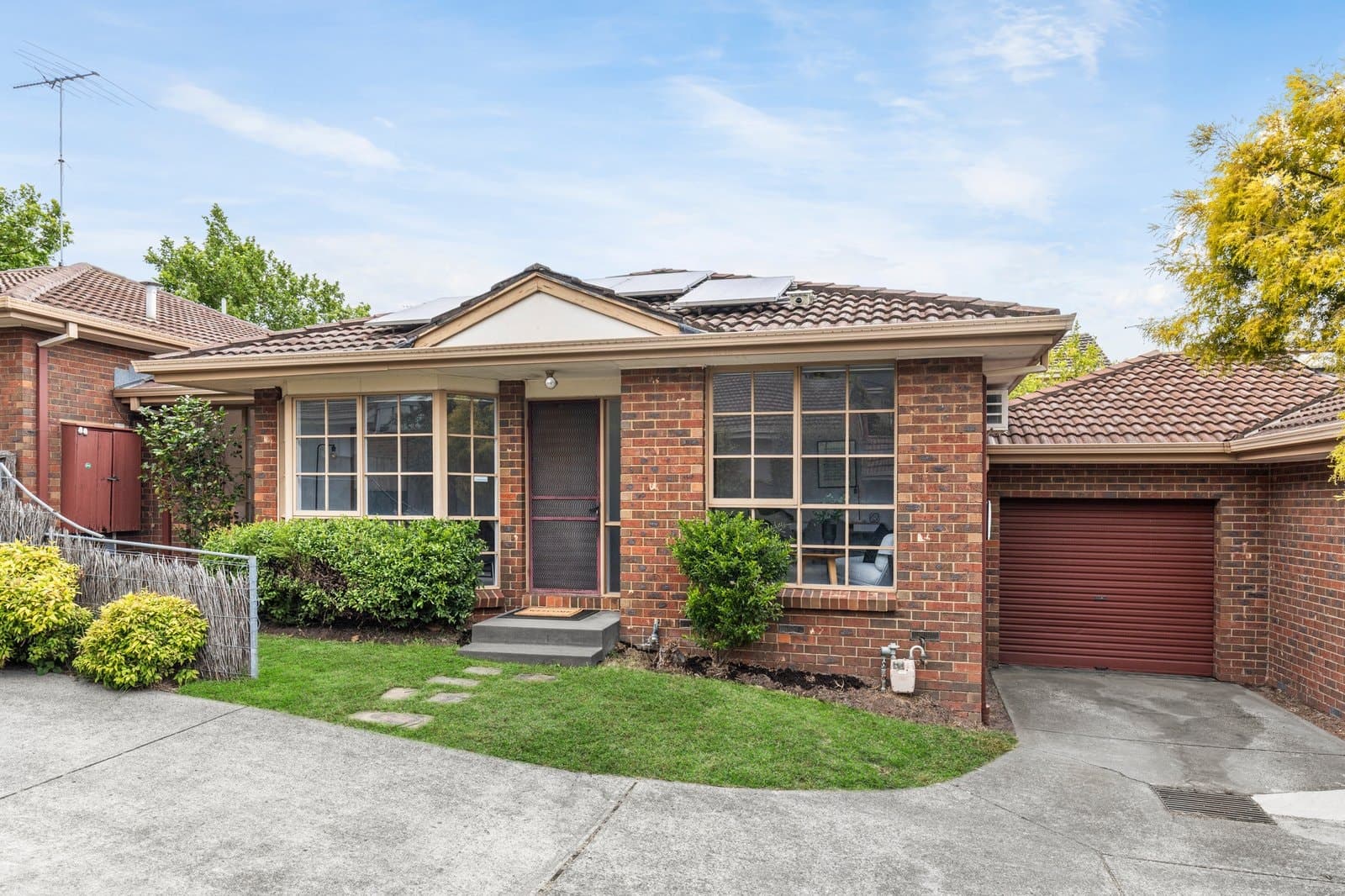 2/5 Belmont Avenue, Glen Iris - Image 1