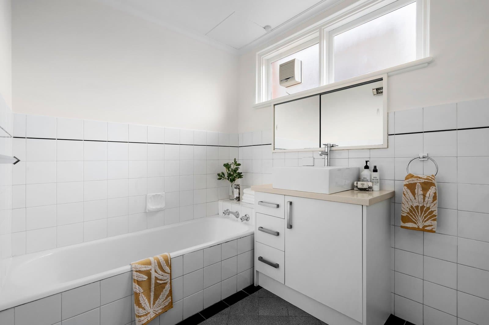 1/1 Clee Street, McKinnon - Thumbnail 8