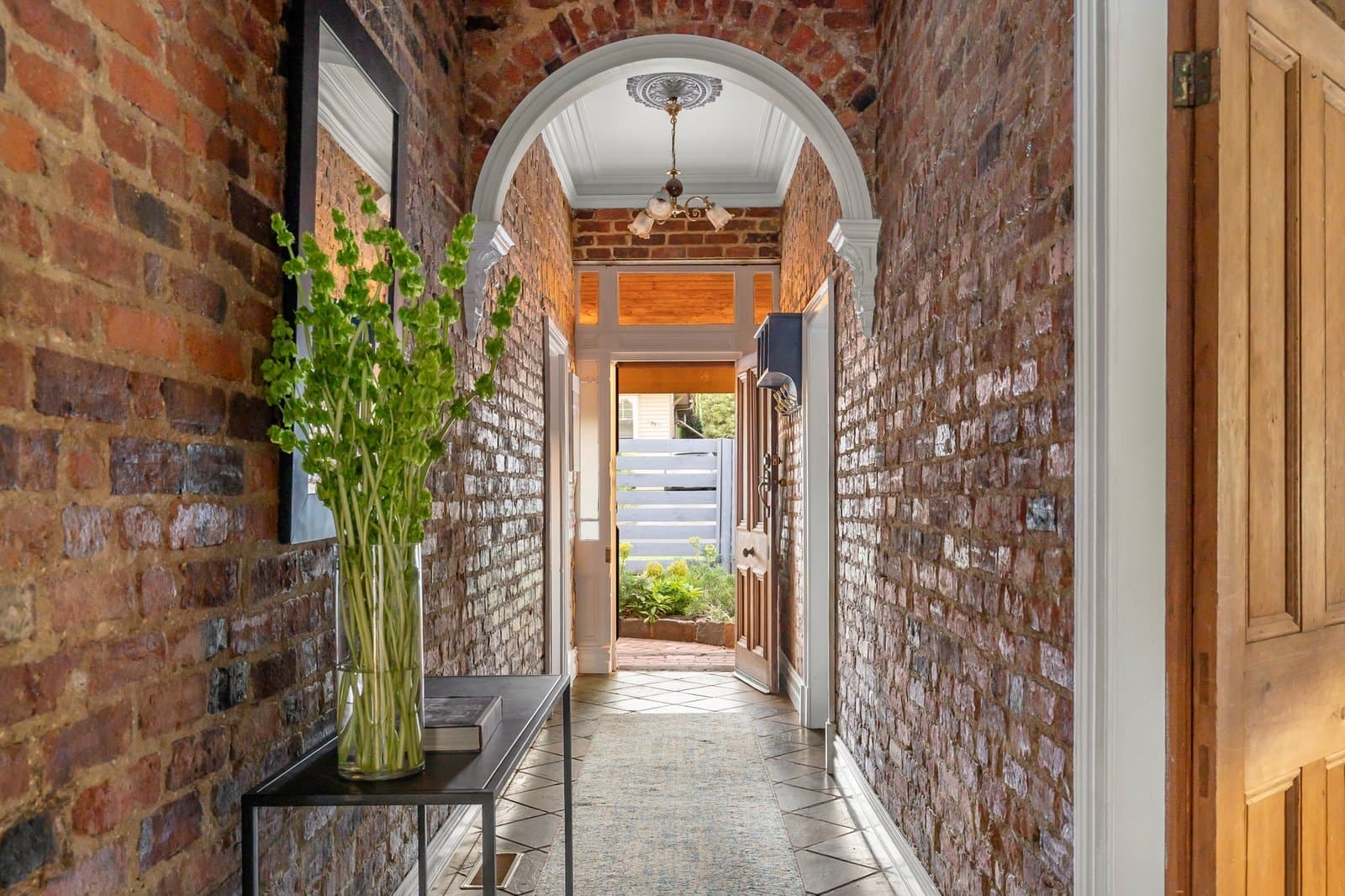 26 Shepherd Street, Surrey Hills - Thumbnail 3