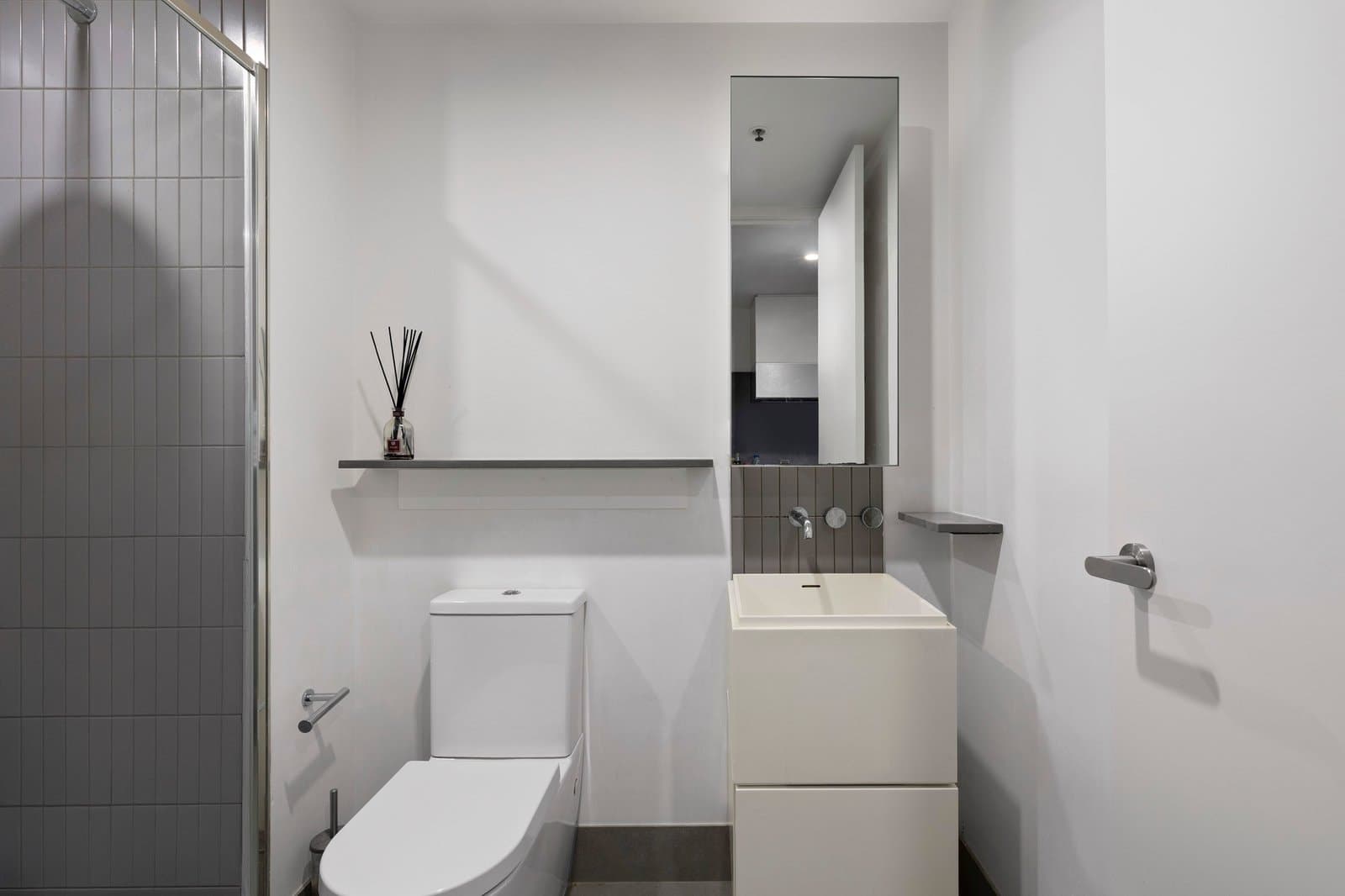2310/105 Clarendon Street, Southbank - Thumbnail 6