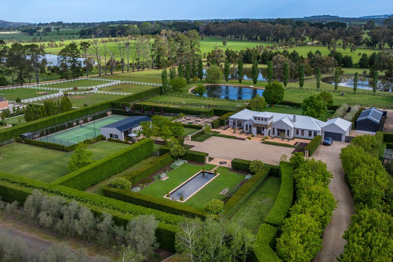 19 Hammet Place, Macedon - Thumbnail 2