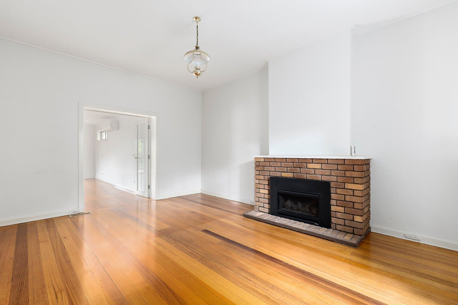 960a Burke Road, Deepdene - Thumbnail 2