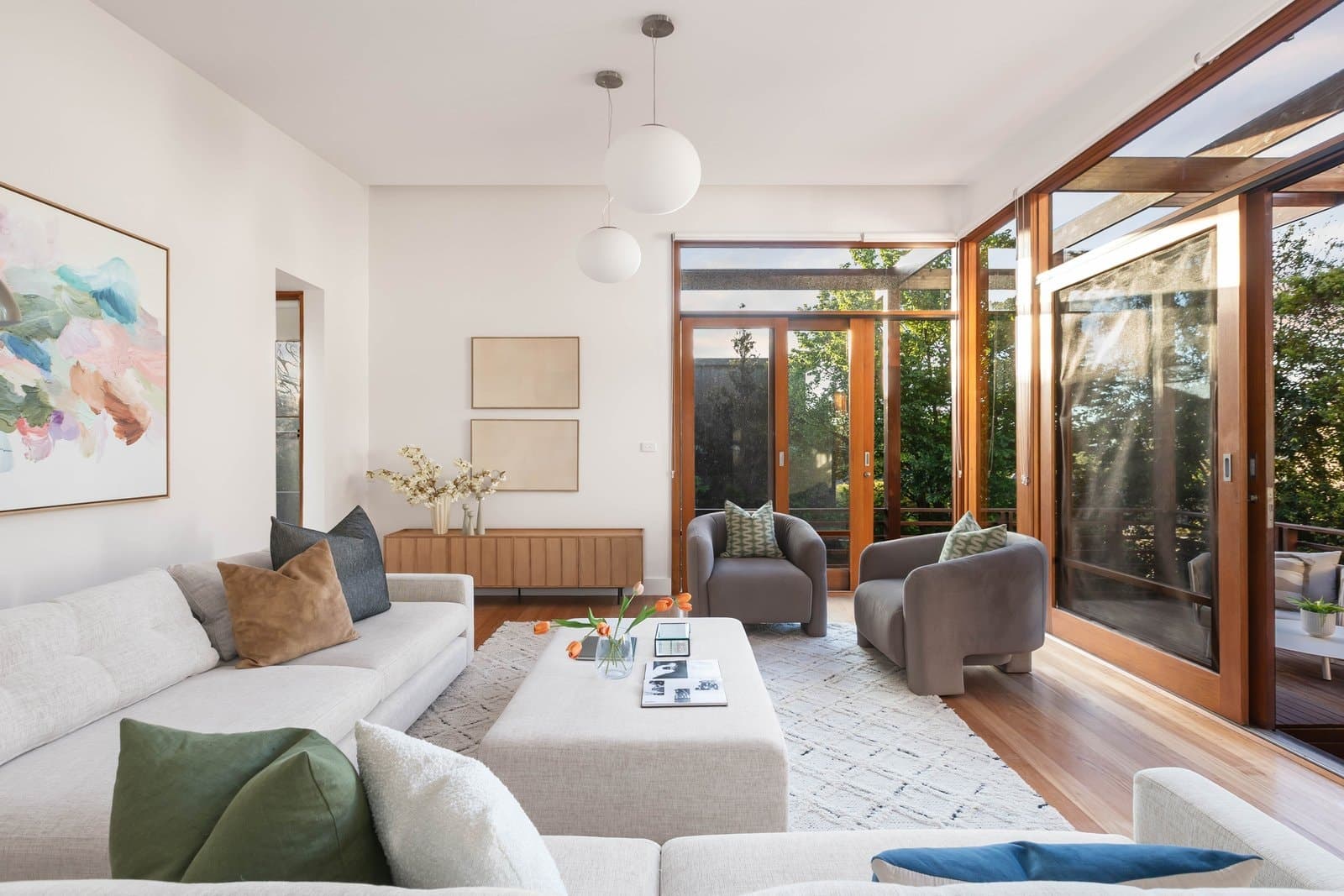 3 Cradley Avenue, Kew - Thumbnail 2