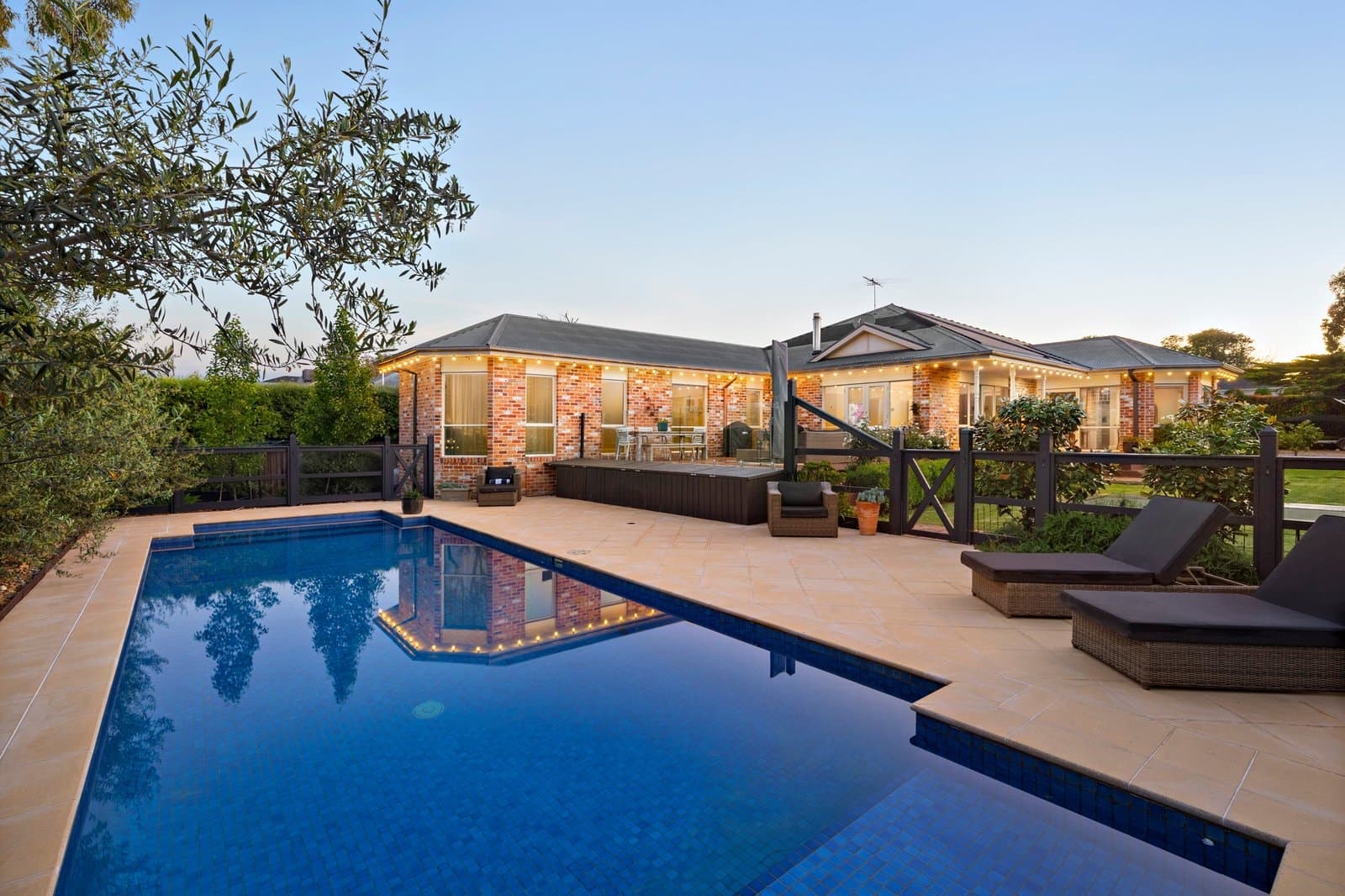 24 Tetragona Way, Frankston South - Image 1