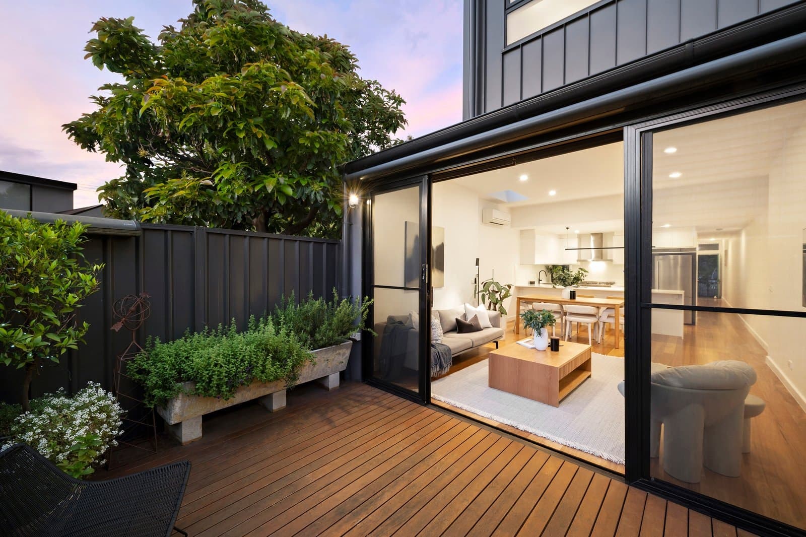 31 Glover Street, South Melbourne - Thumbnail 2