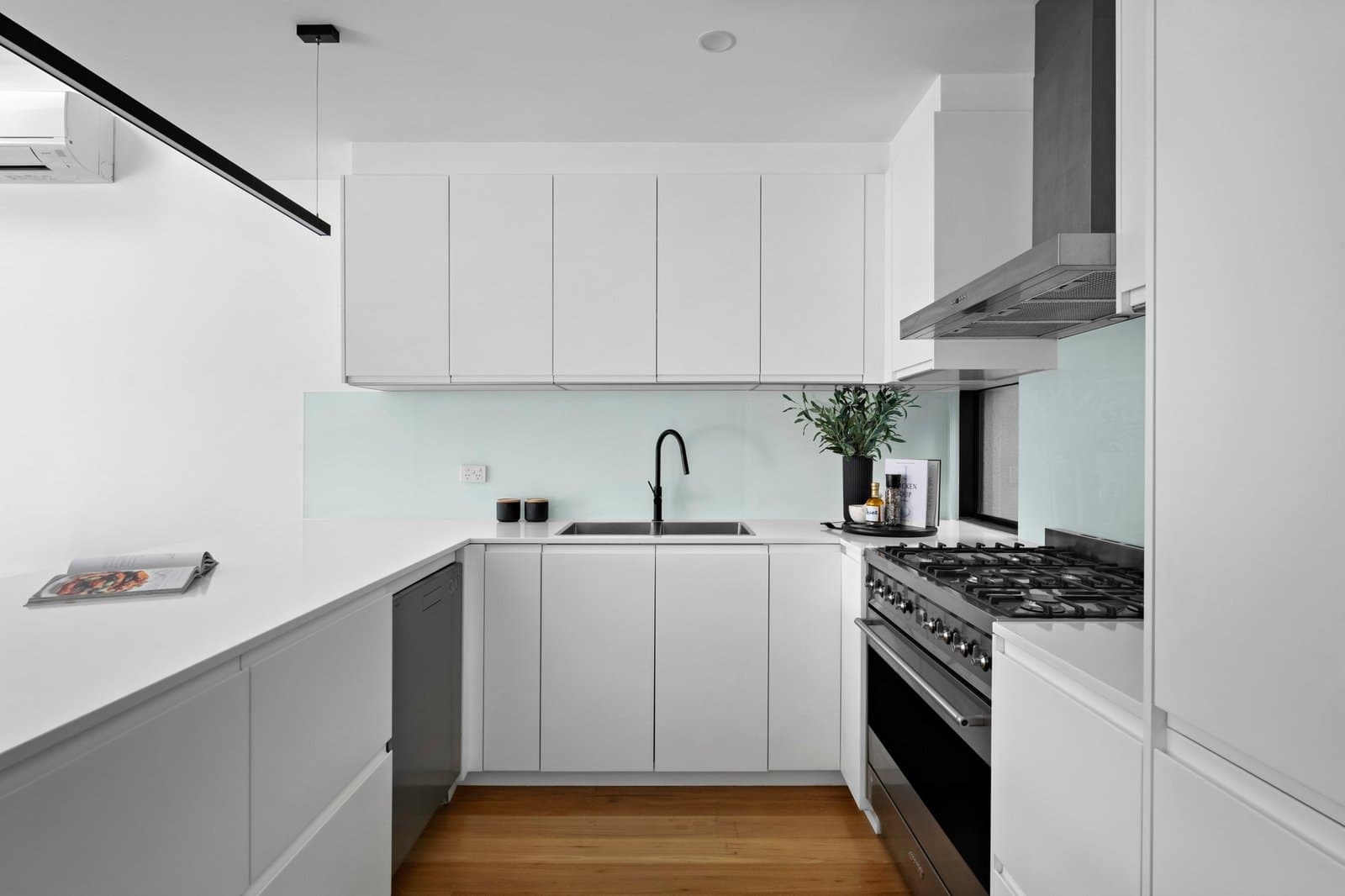31 Glover Street, South Melbourne - Thumbnail 6